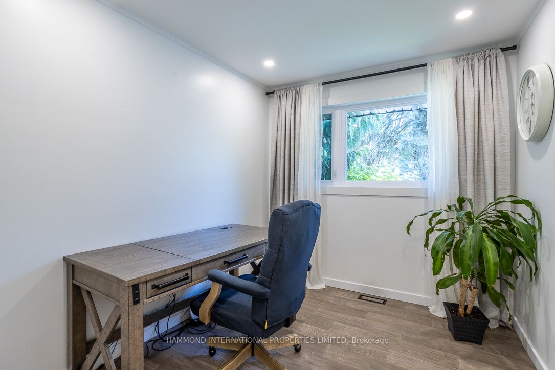 167 Heather Crt