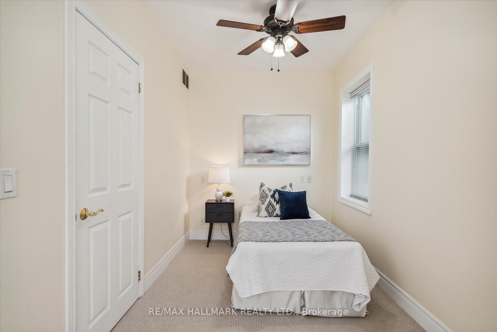 214 Woodbine Ave