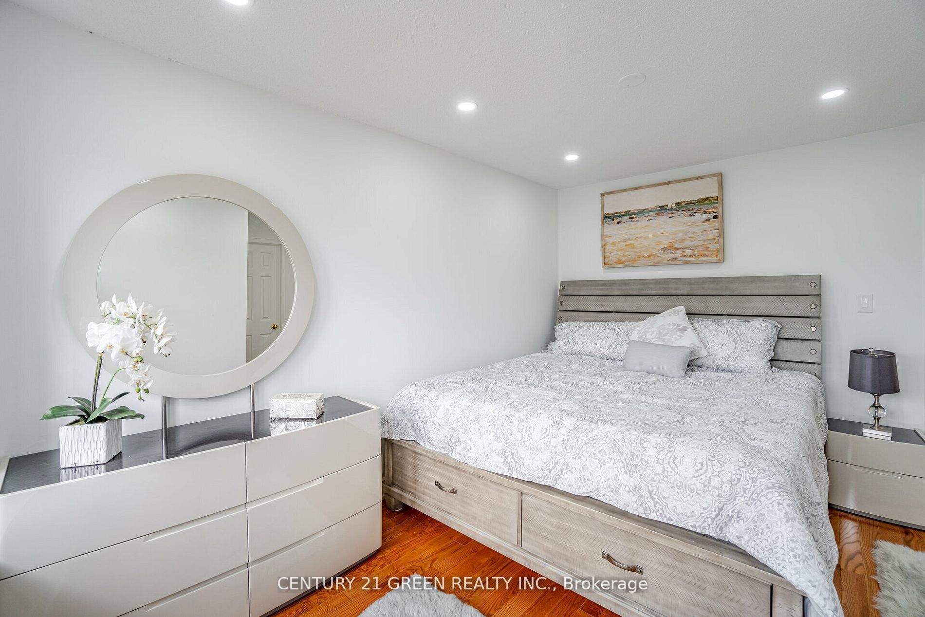 1610 Autumn Cres