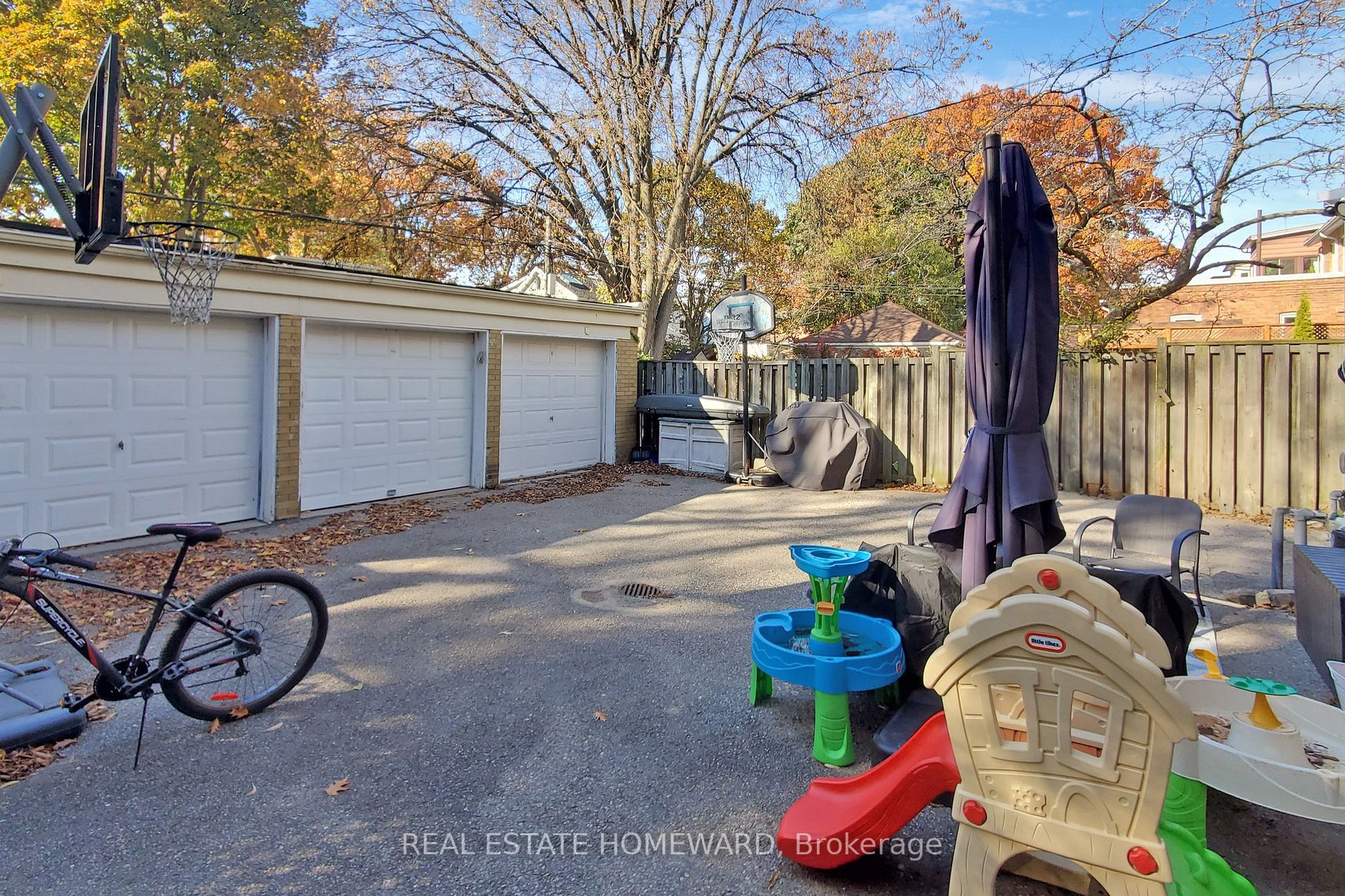 136 Scarborough Rd