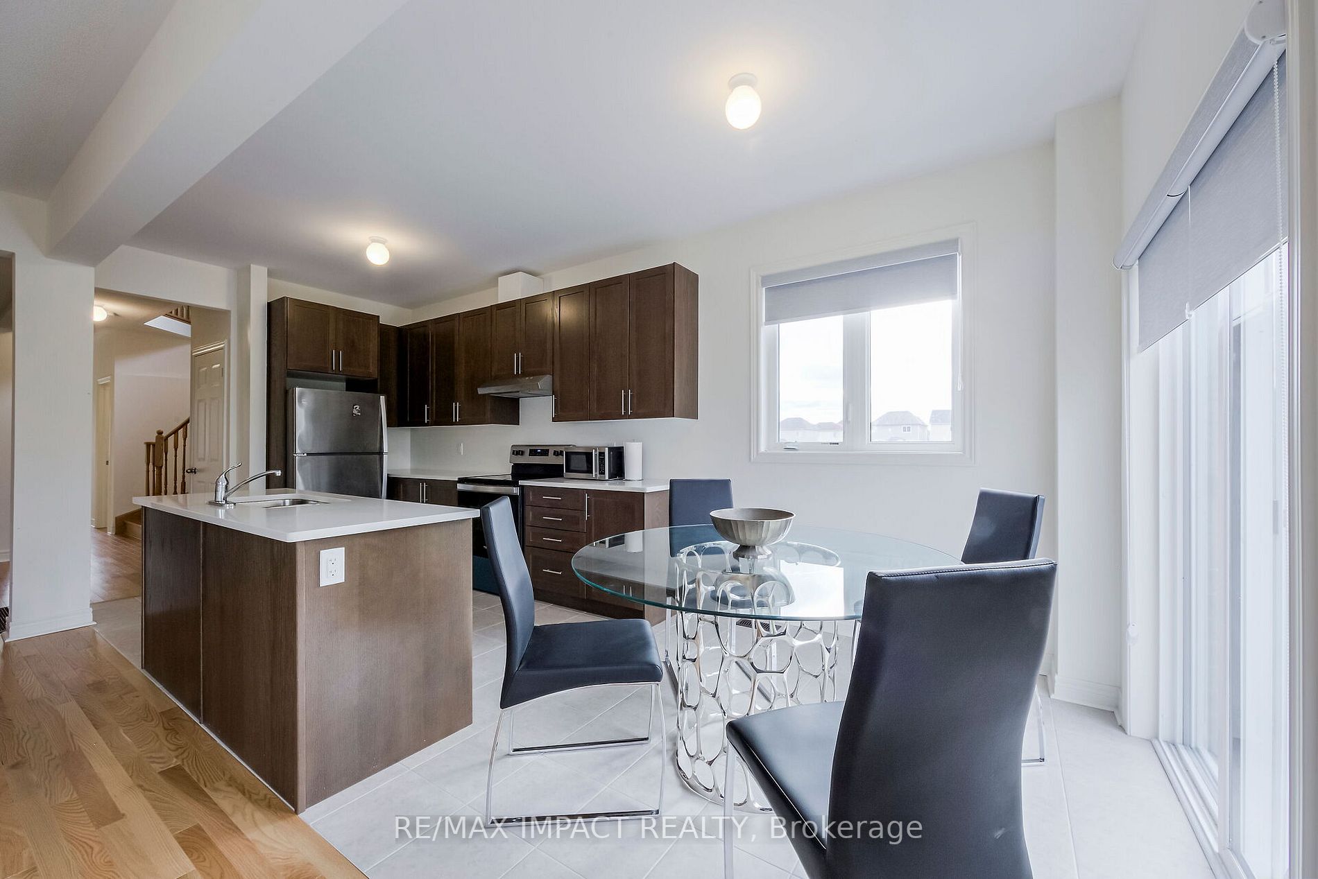 1211 Jim Brewster Circ