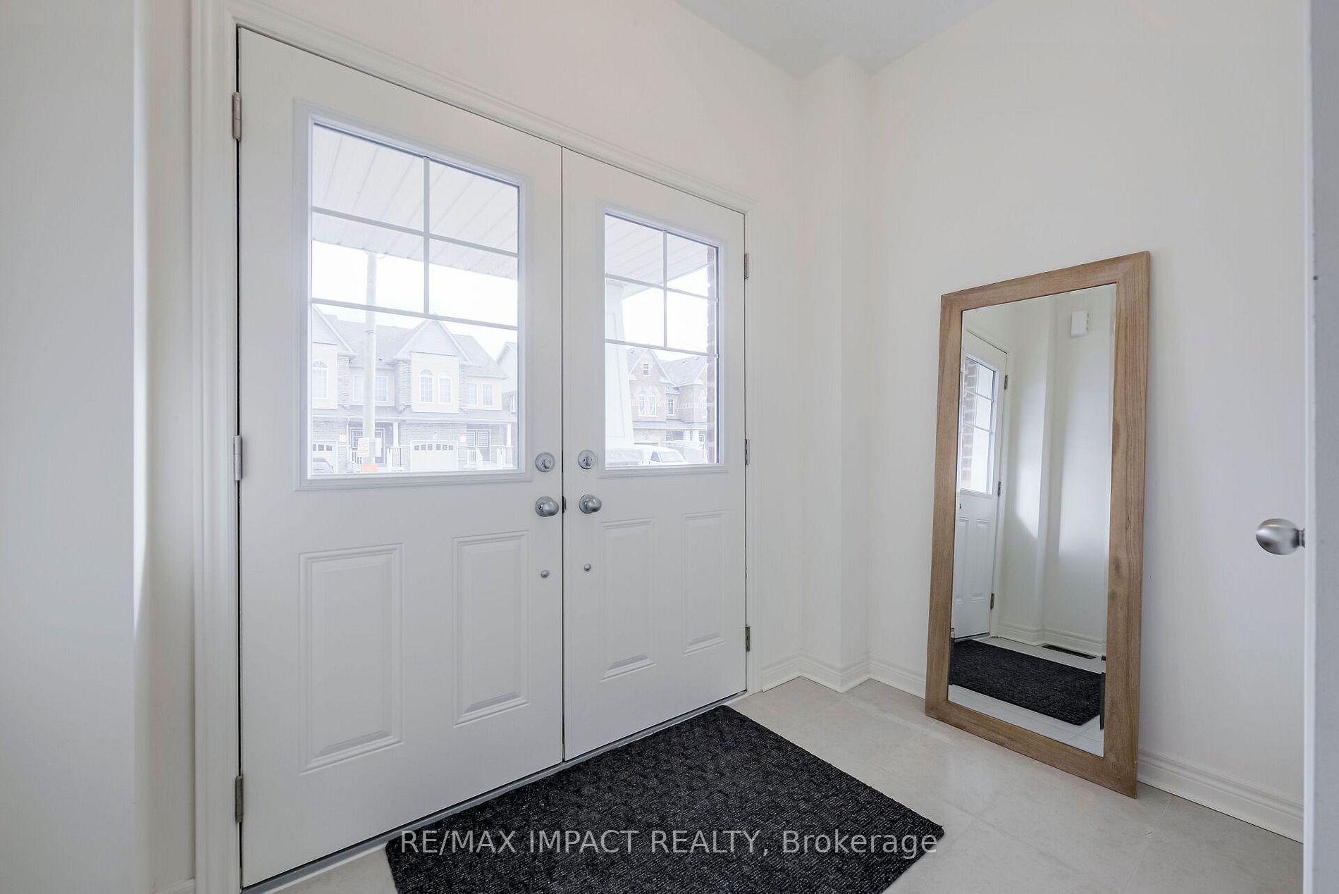 1211 Jim Brewster Circ