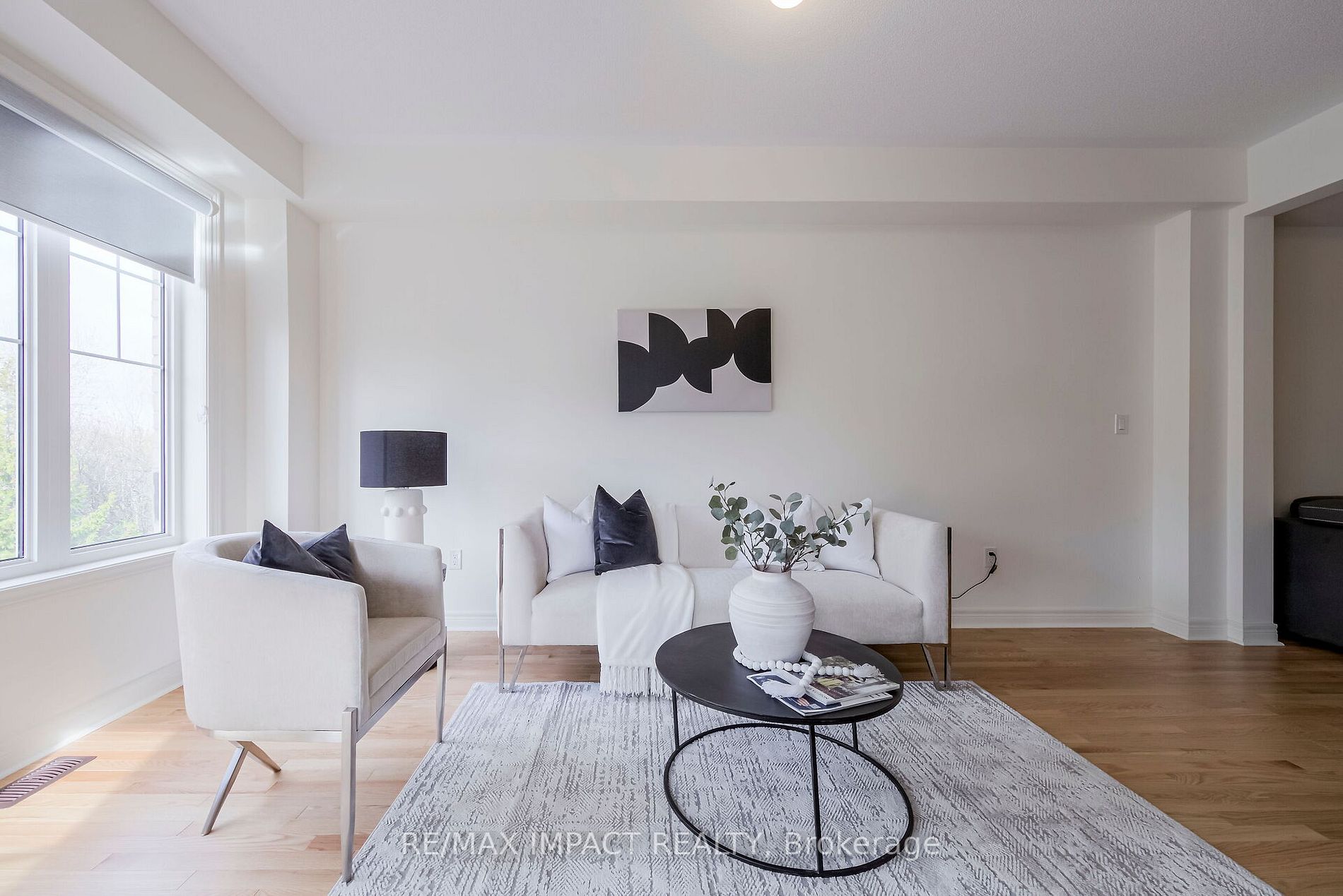 1211 Jim Brewster Circ