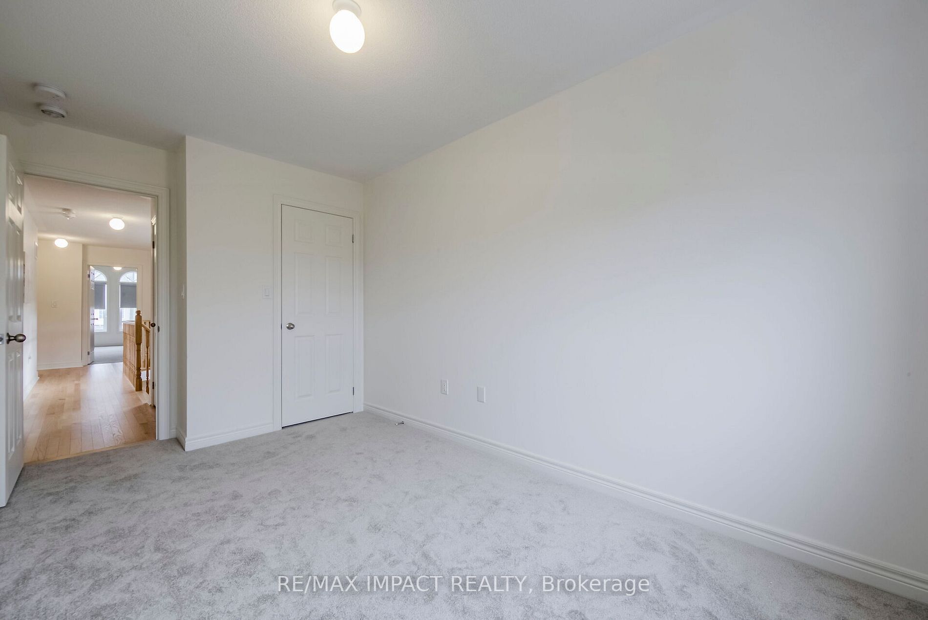 1211 Jim Brewster Circ