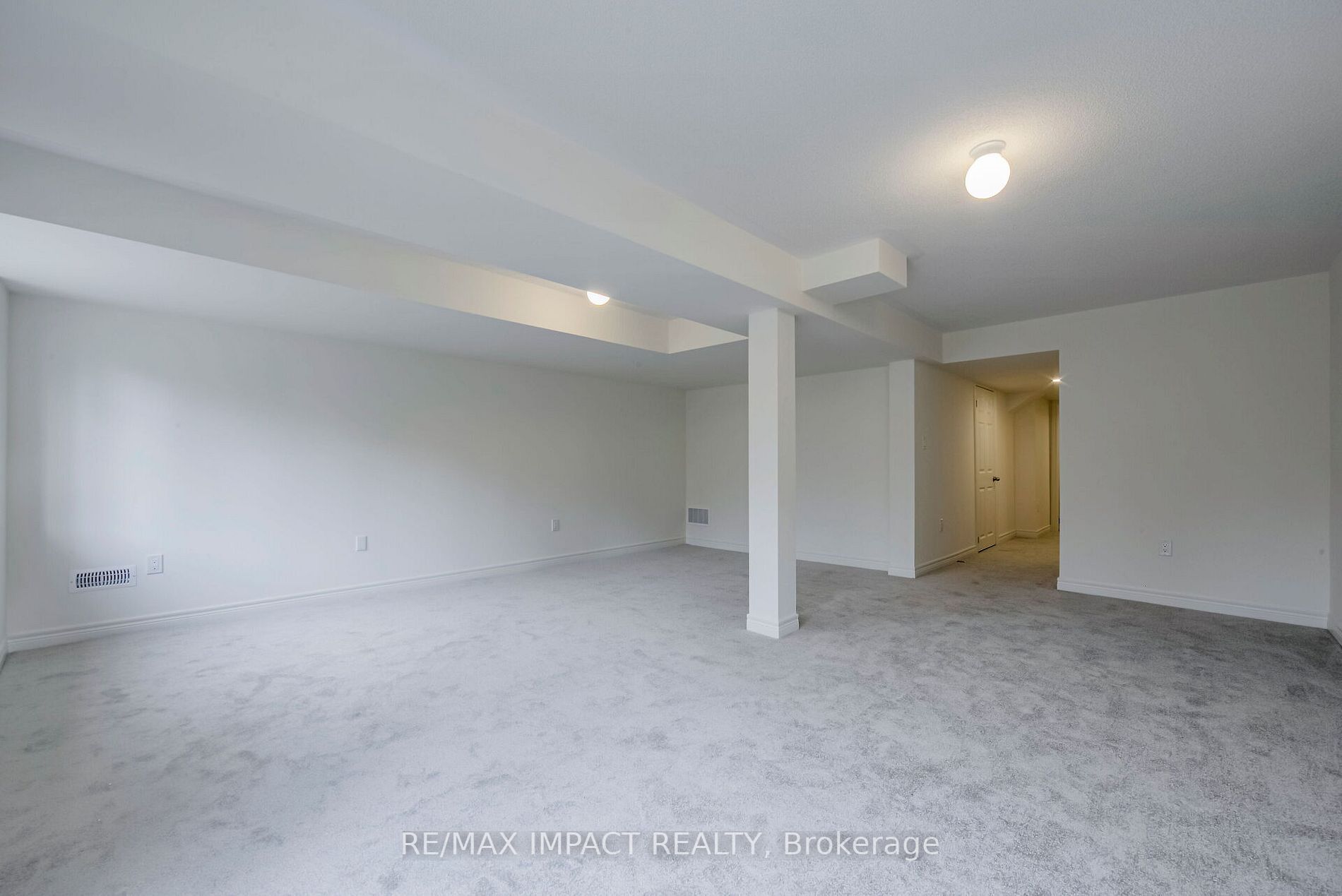 1211 Jim Brewster Circ