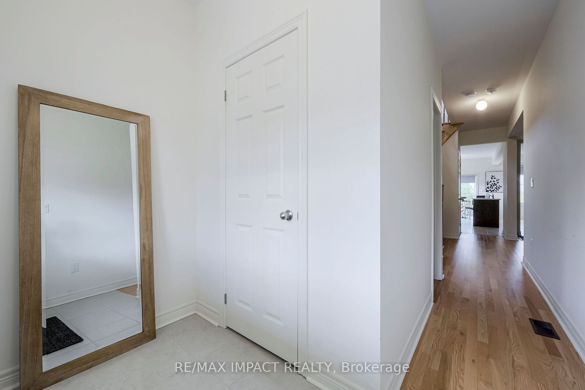 1211 Jim Brewster Circ