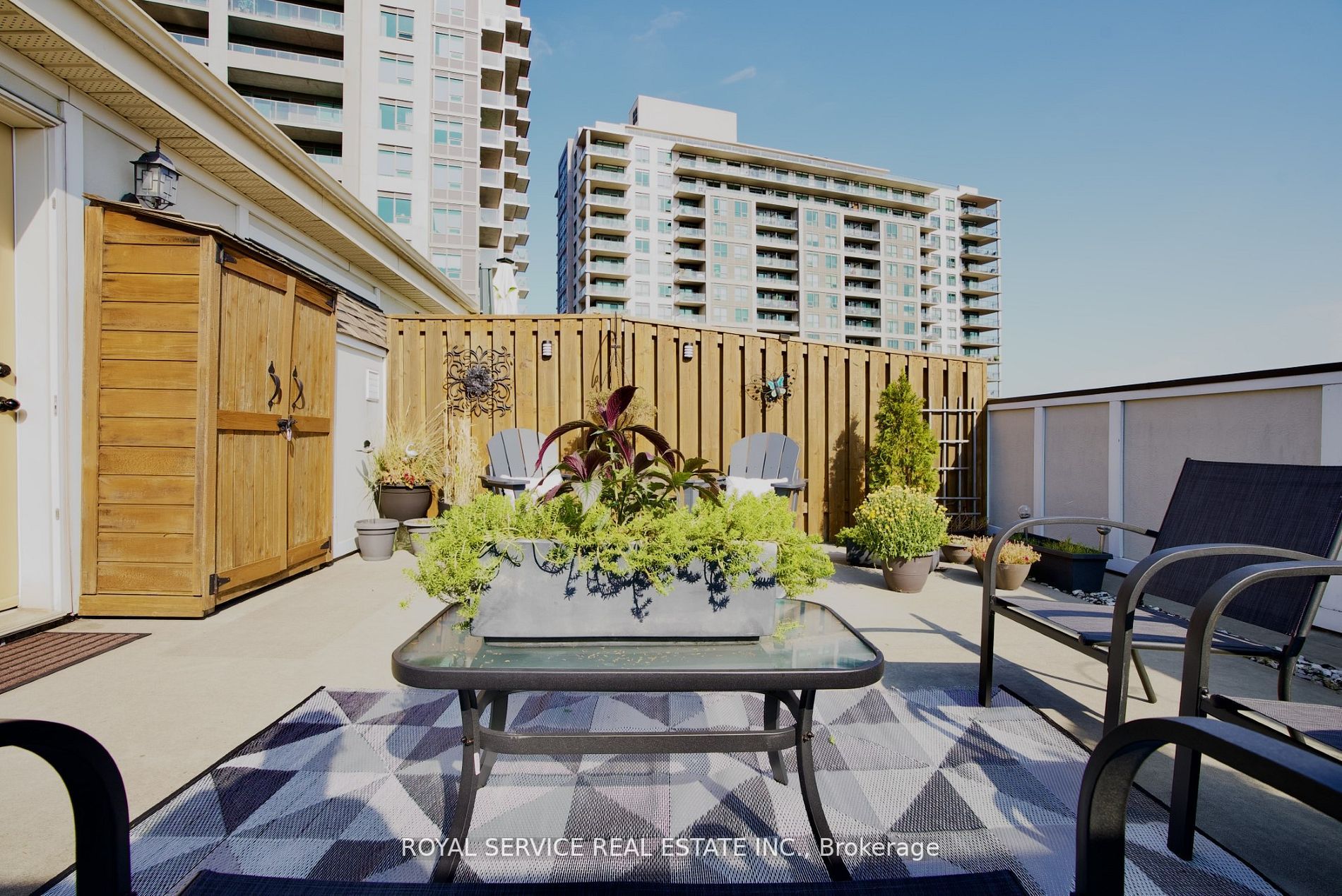 1250 St.Martins Dr, #102