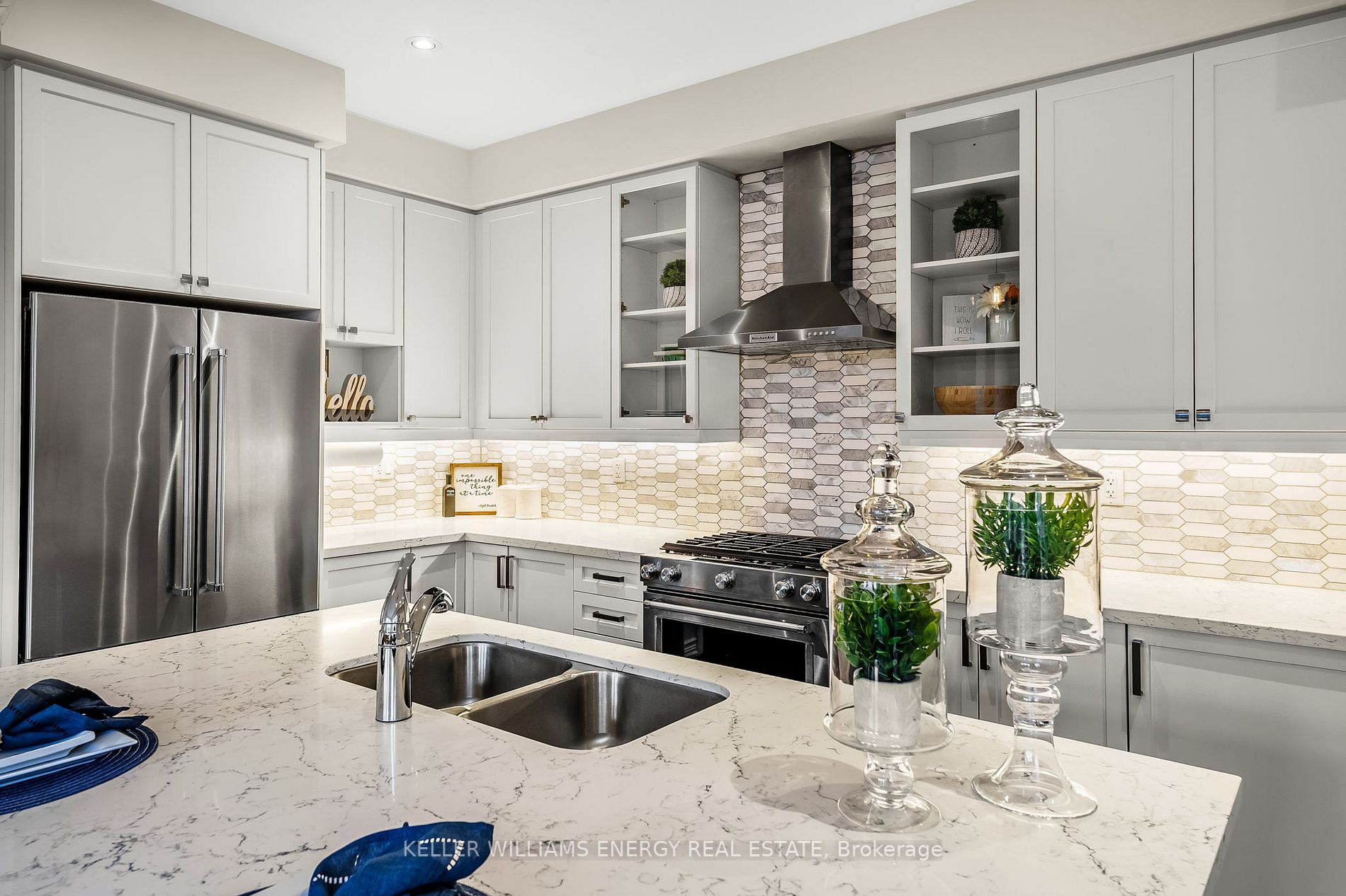 2 Drayton Ave