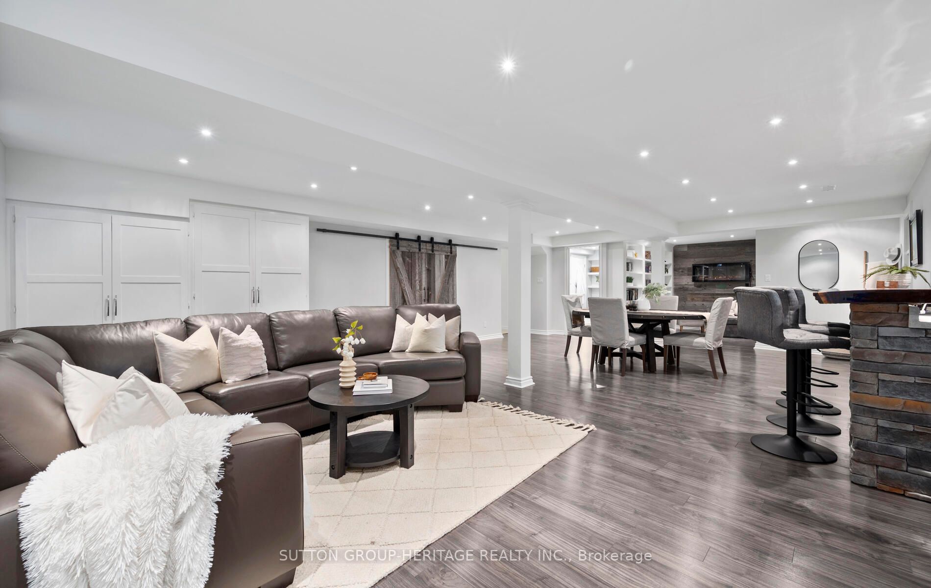 31 Kimberly Dr