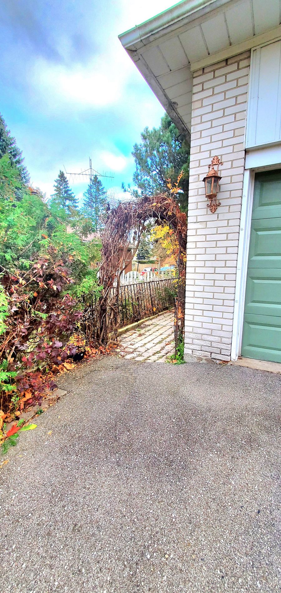 31 Cumber Ave
