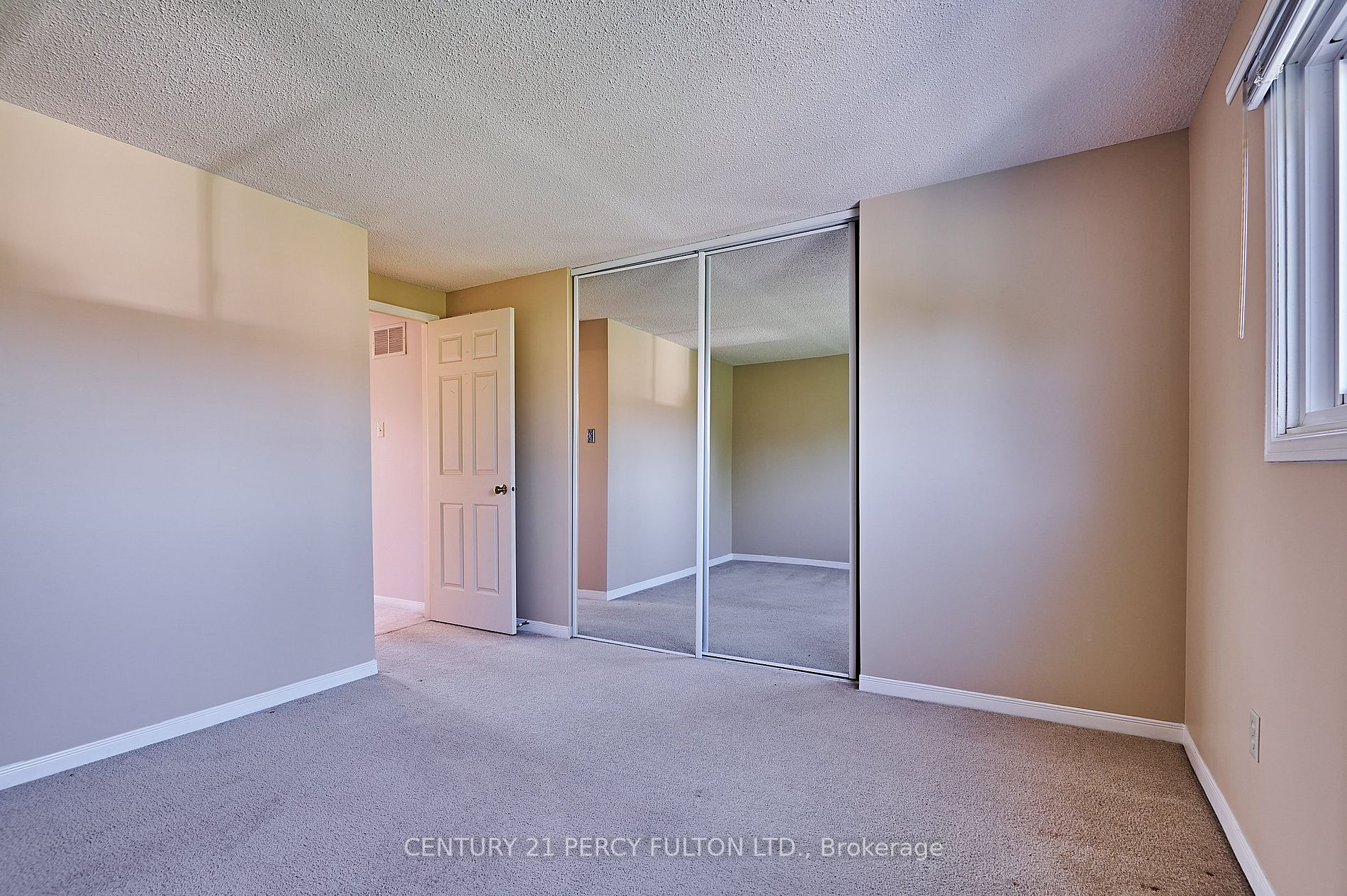36 Milner Cres