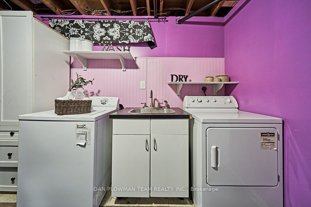 714 Pickering Beach Rd