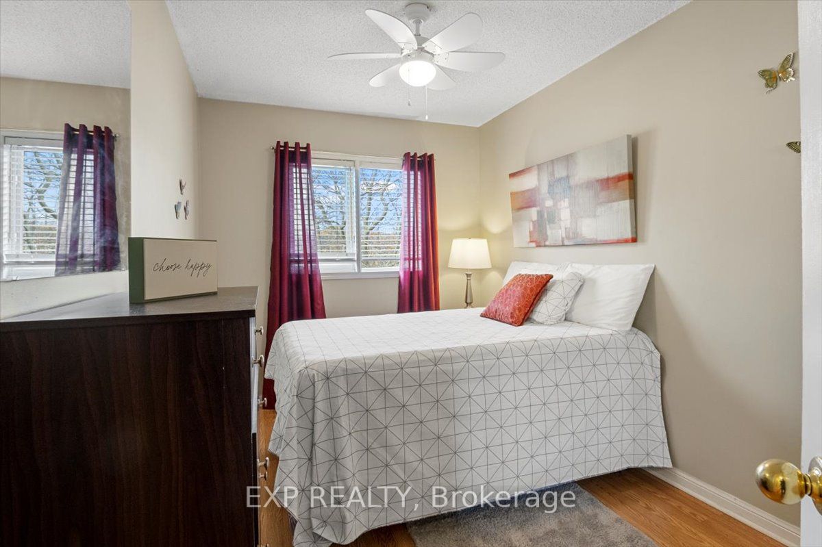 12 Salmon Way W, #12