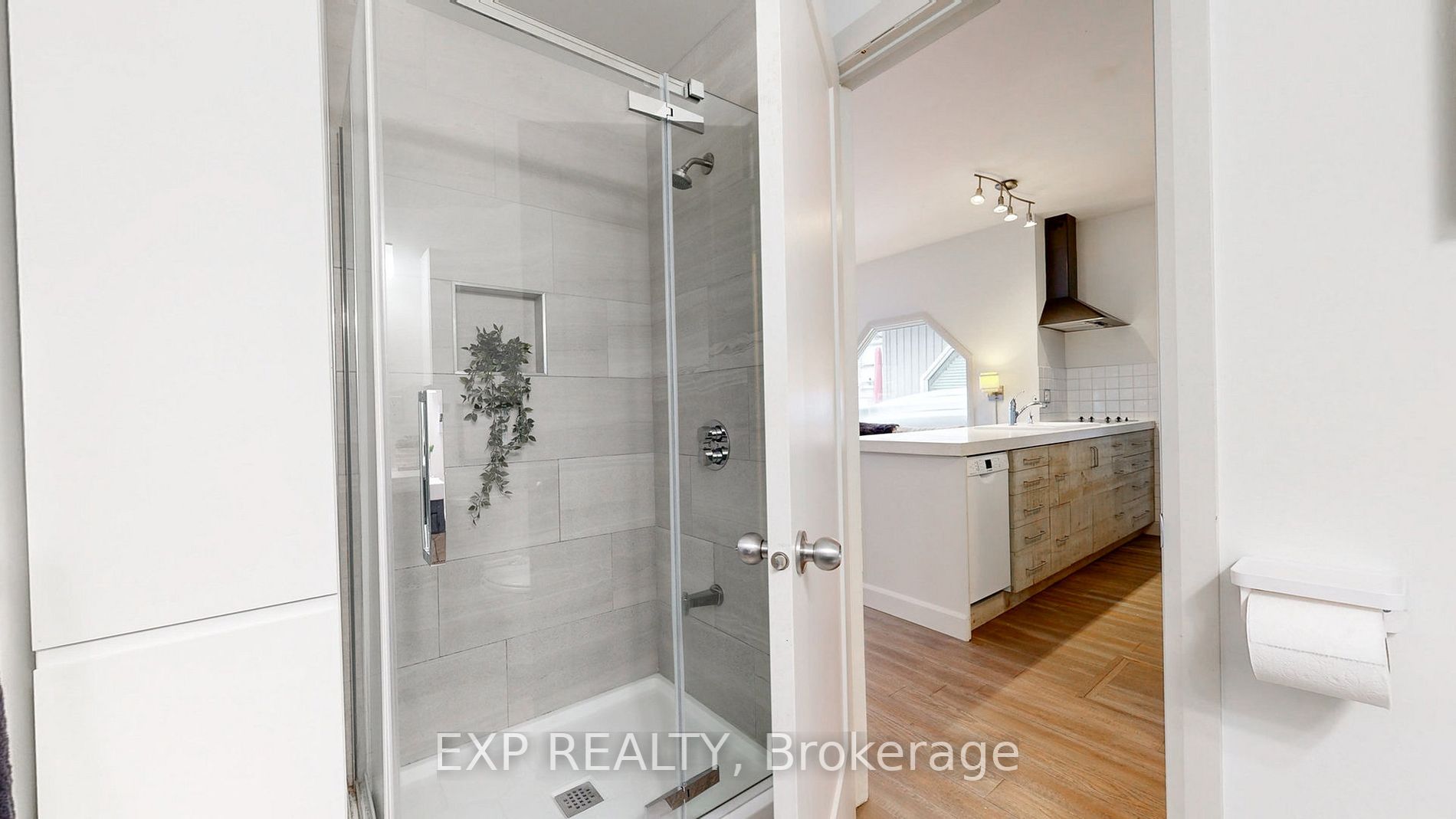 7 Brimley Rd S, #11