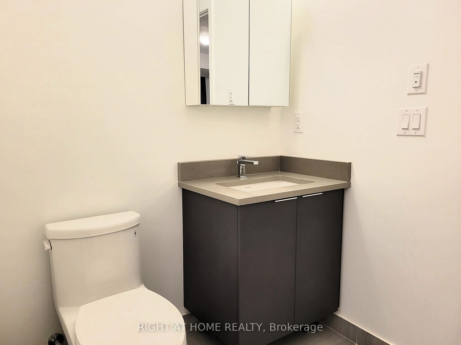 2033 Kennedy Rd, #1615