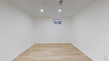 38 Church St S