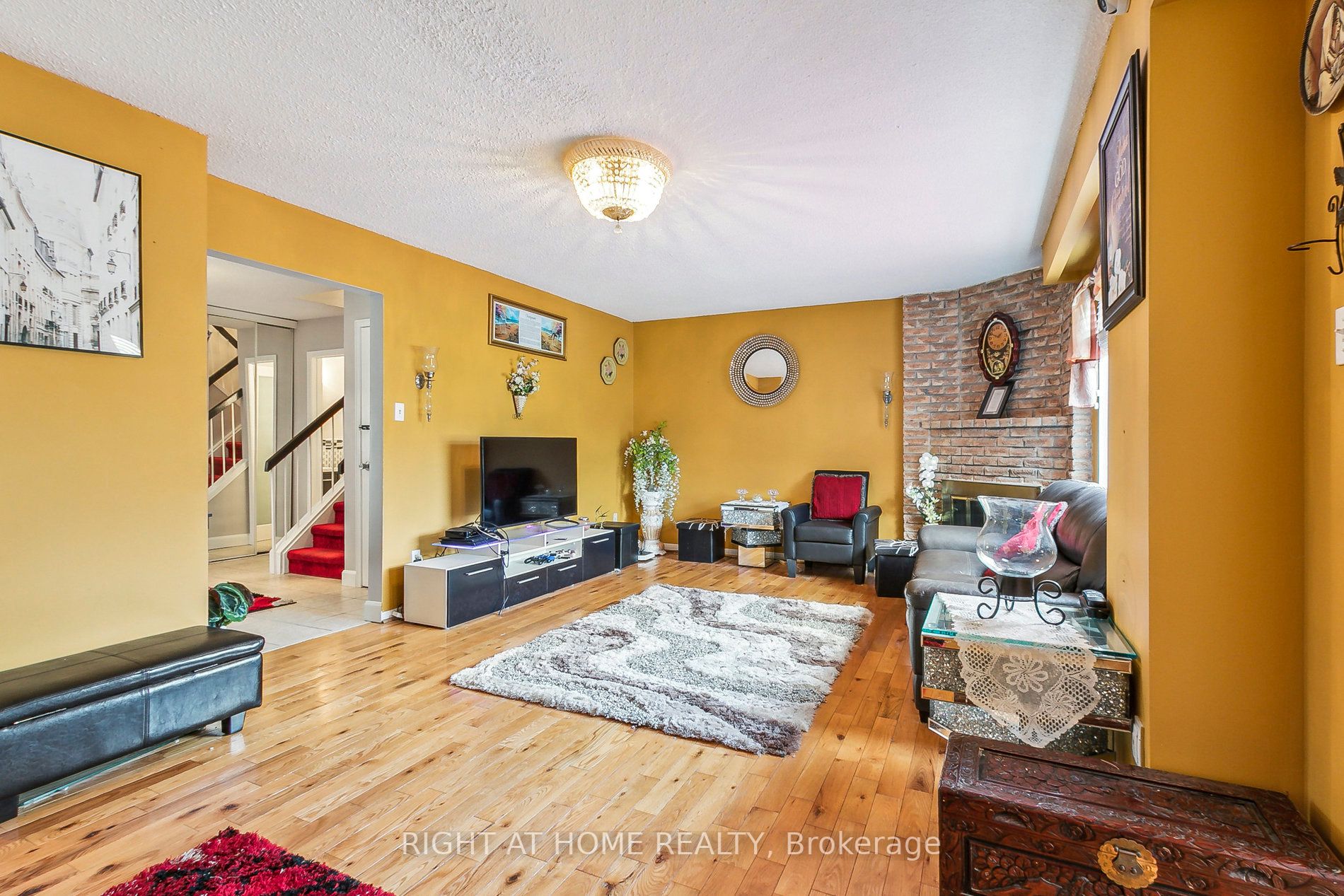 260 Braymore Boulevard