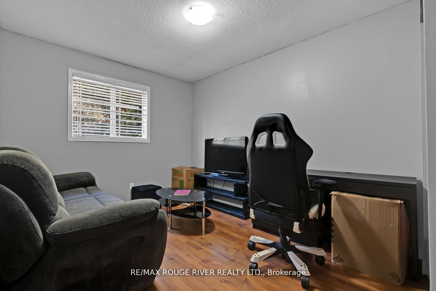 14 Doreen Cres