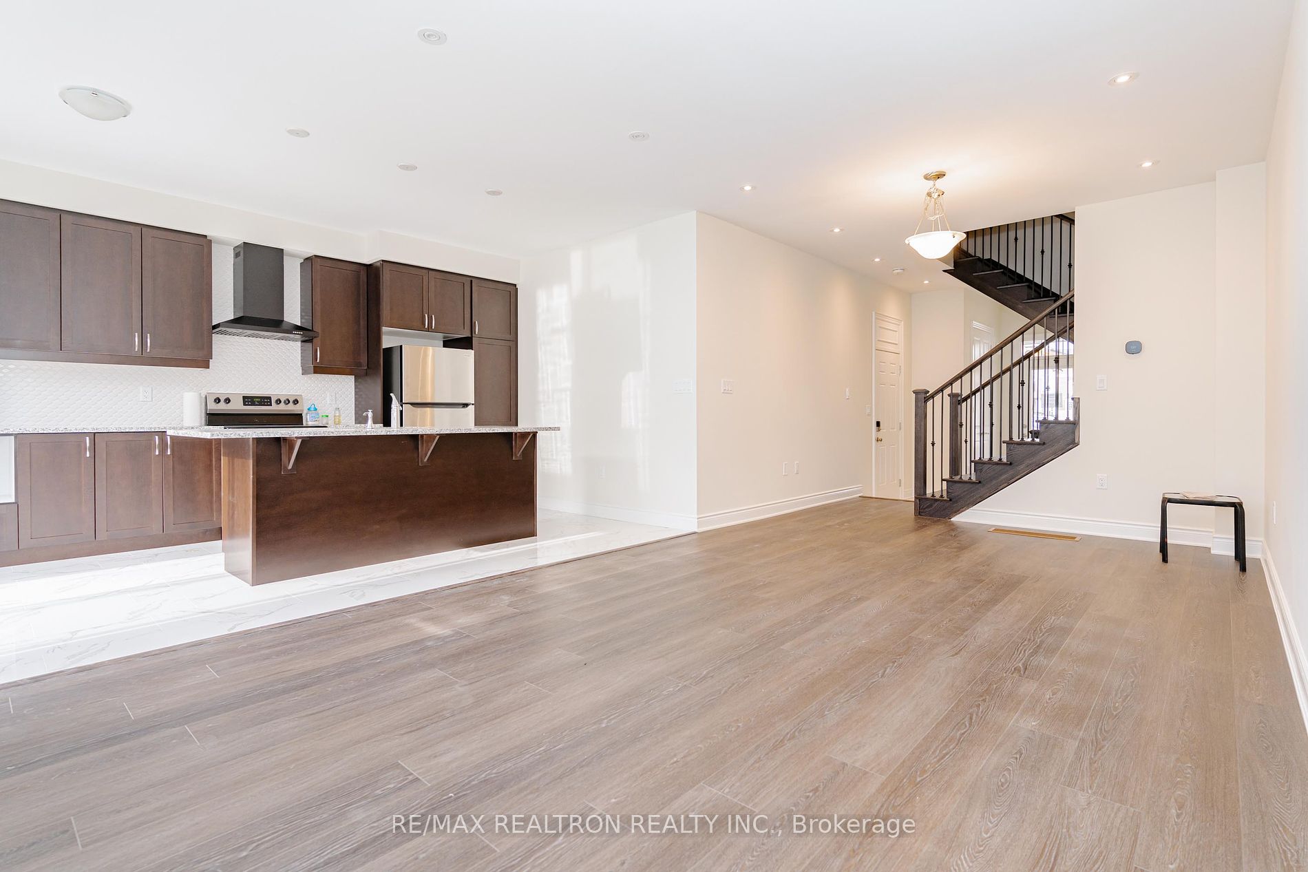 1453 Skybird Lane