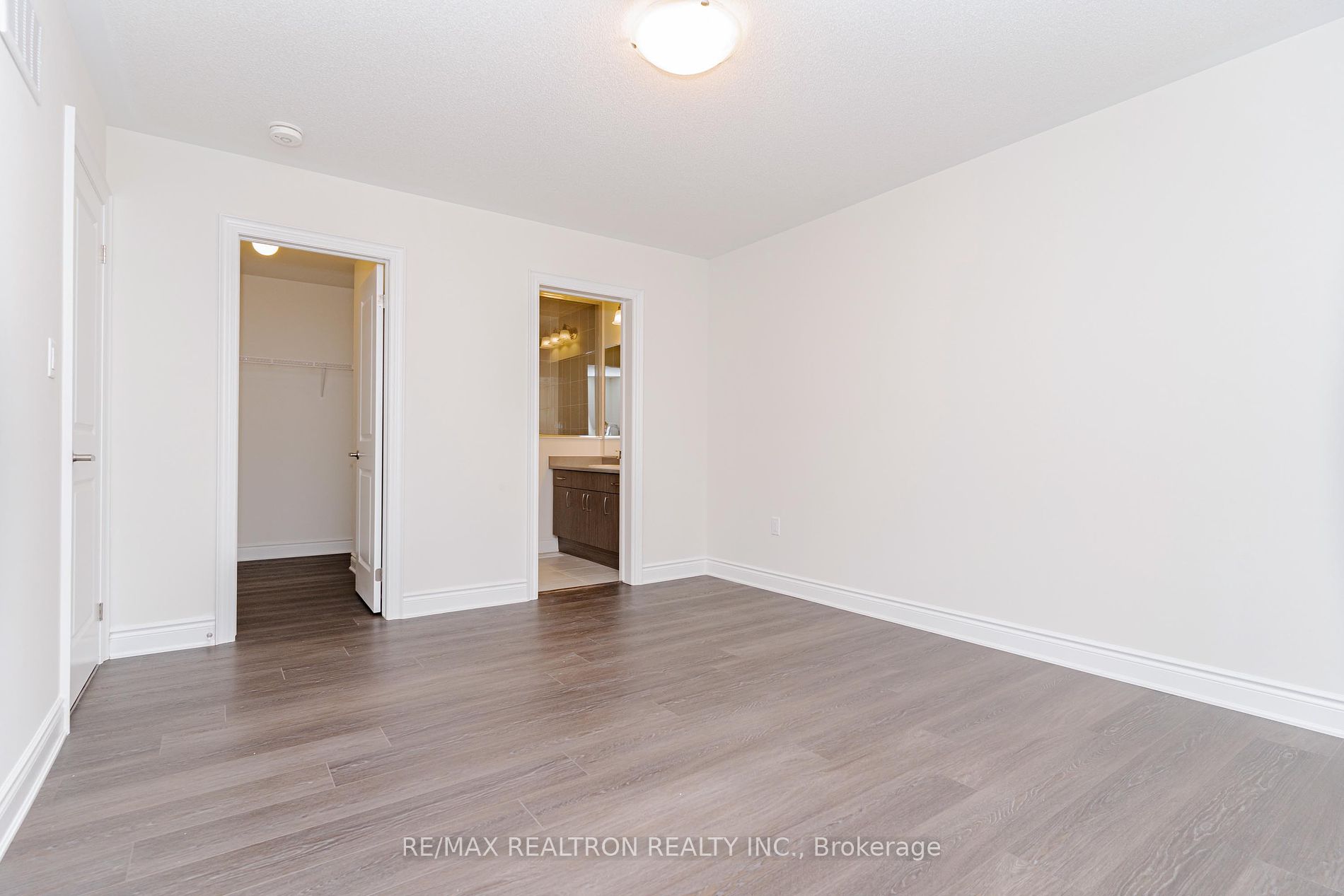 1453 Skybird Lane