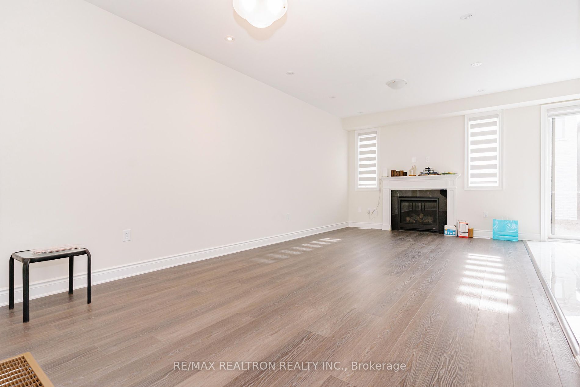 1453 Skybird Lane