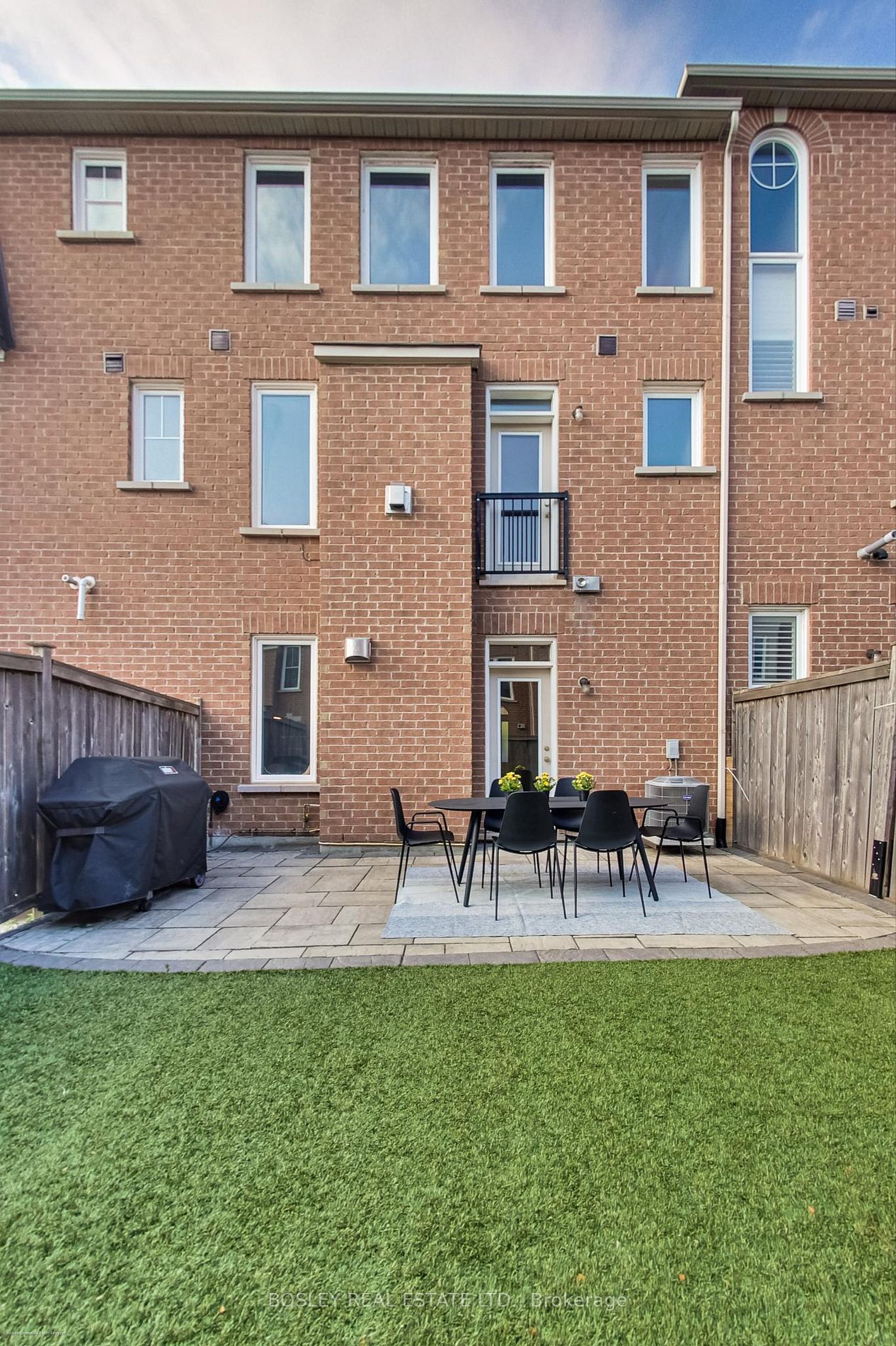 3 Yates Avenue
