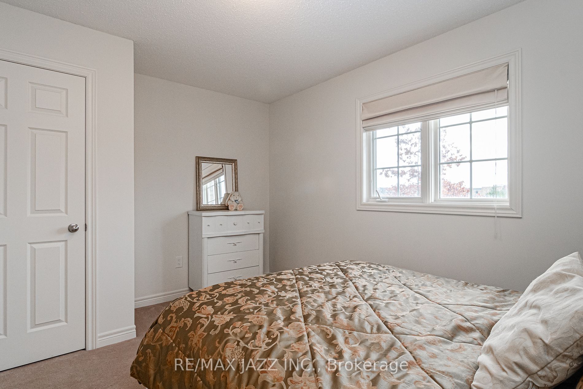 31 Searell Ave