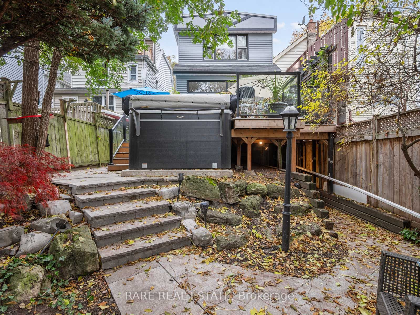 43 Hastings Ave