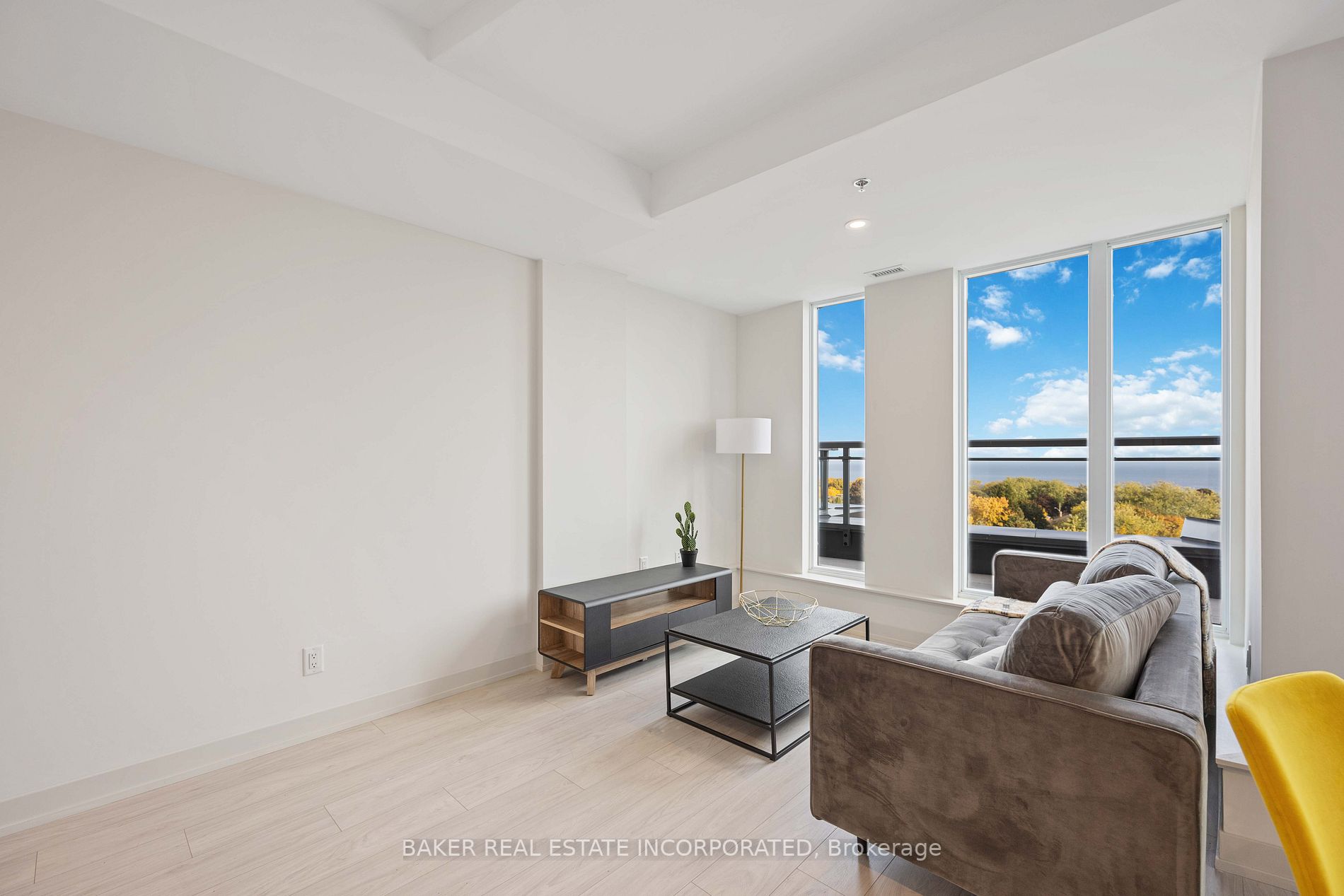 90 Glen Everest Rd, #906