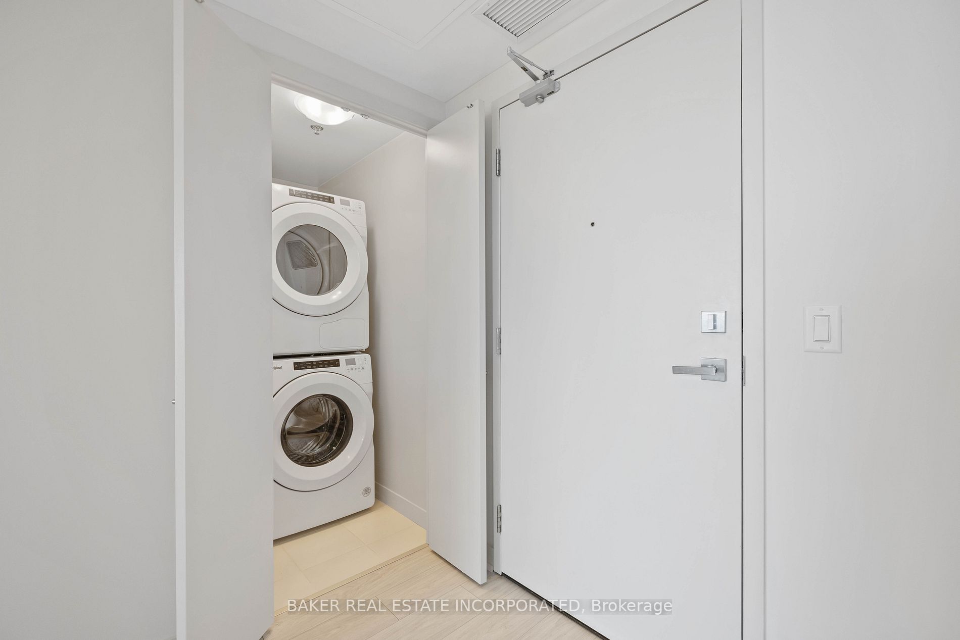 90 Glen Everest Rd, #906