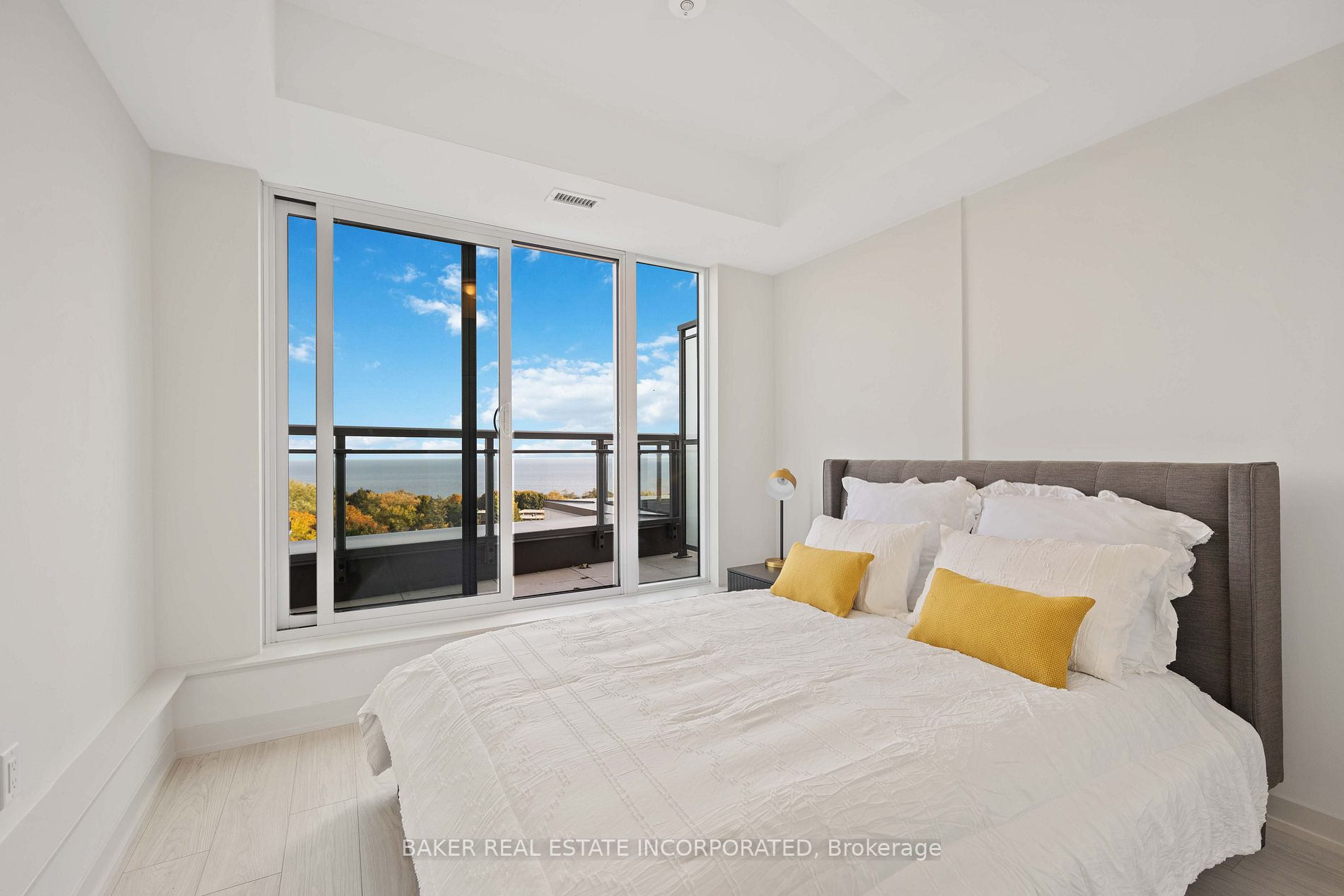 90 Glen Everest Rd, #906