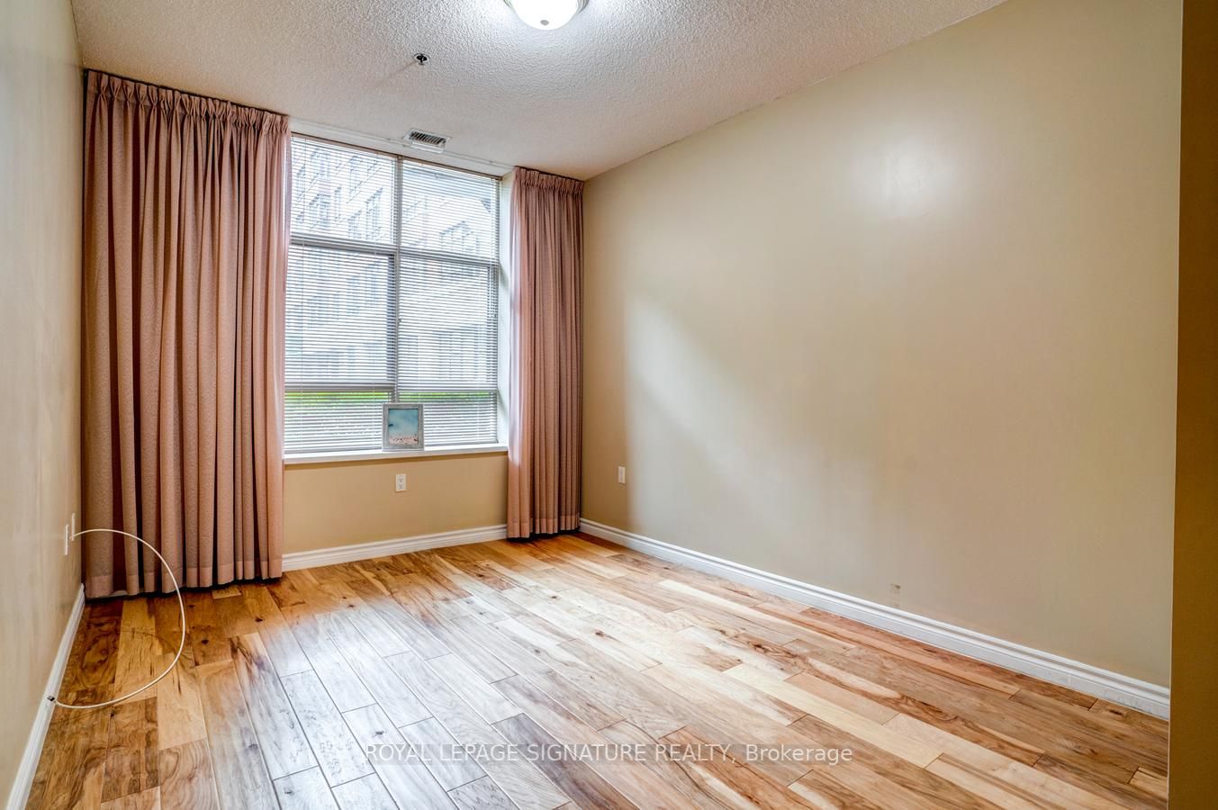 115 Bonis Ave, #115