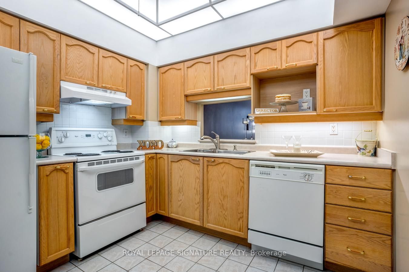 115 Bonis Ave, #115