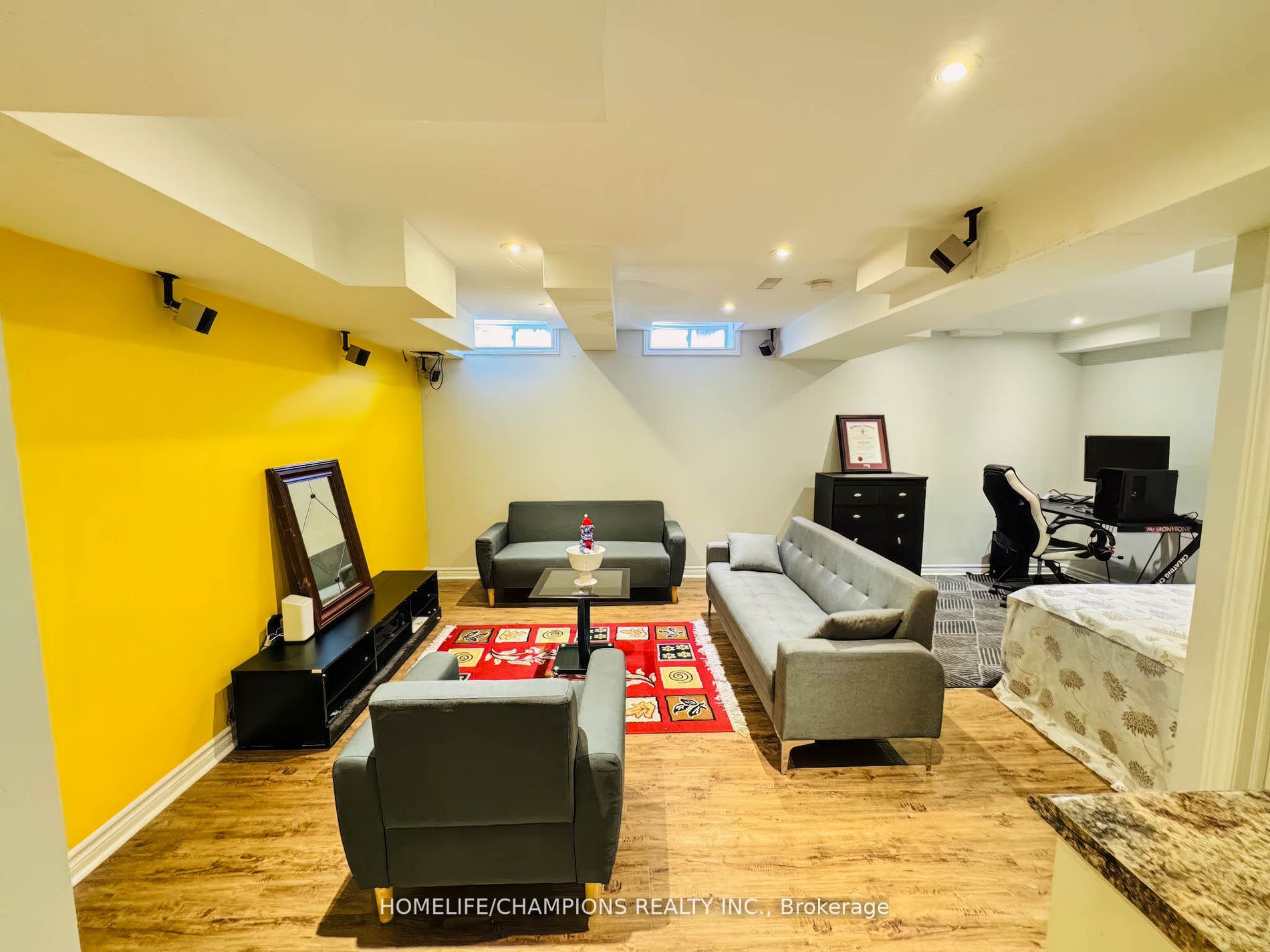 86 Carpendale Cres E