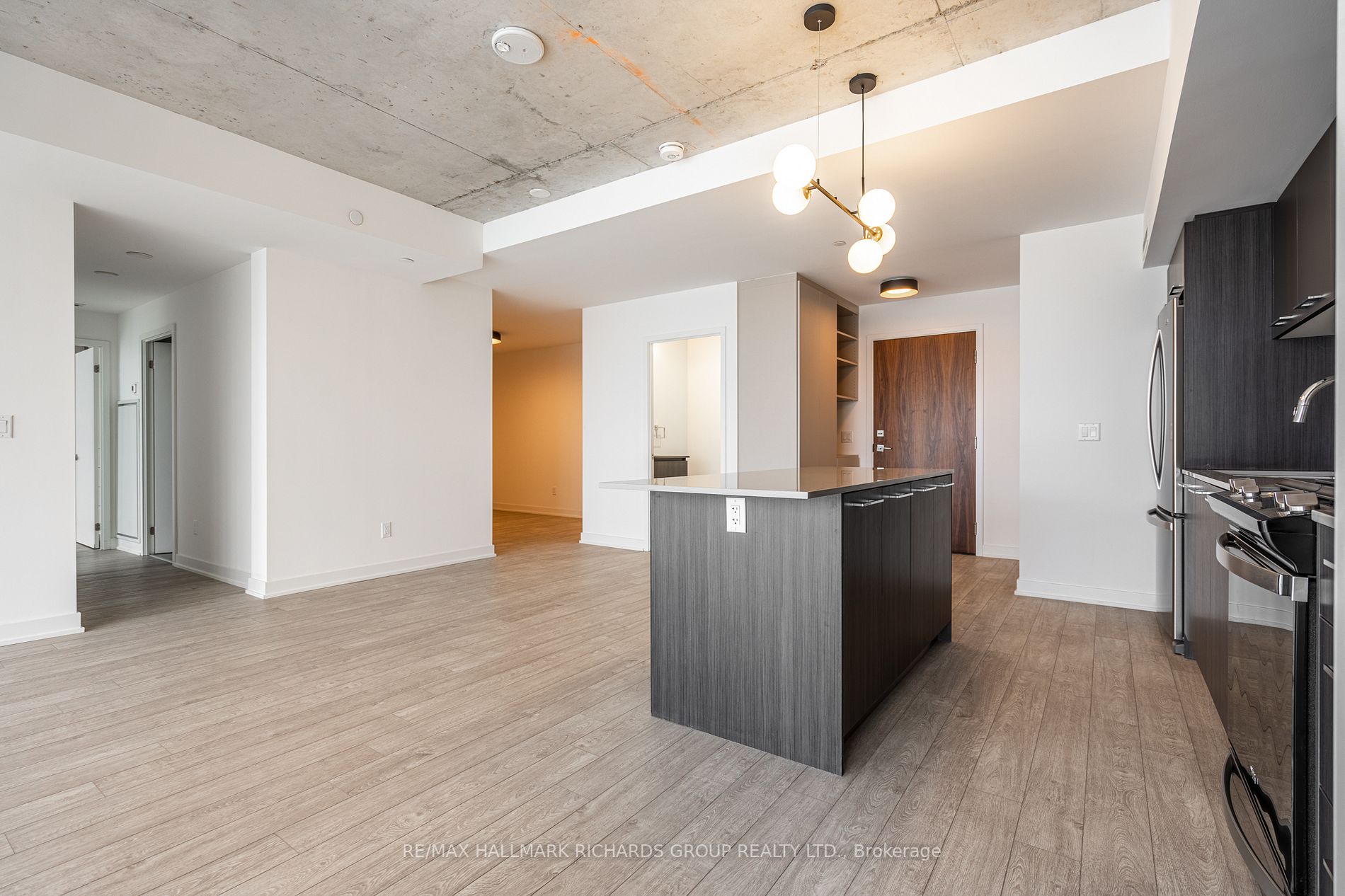 45 Baseball Pl, #1408