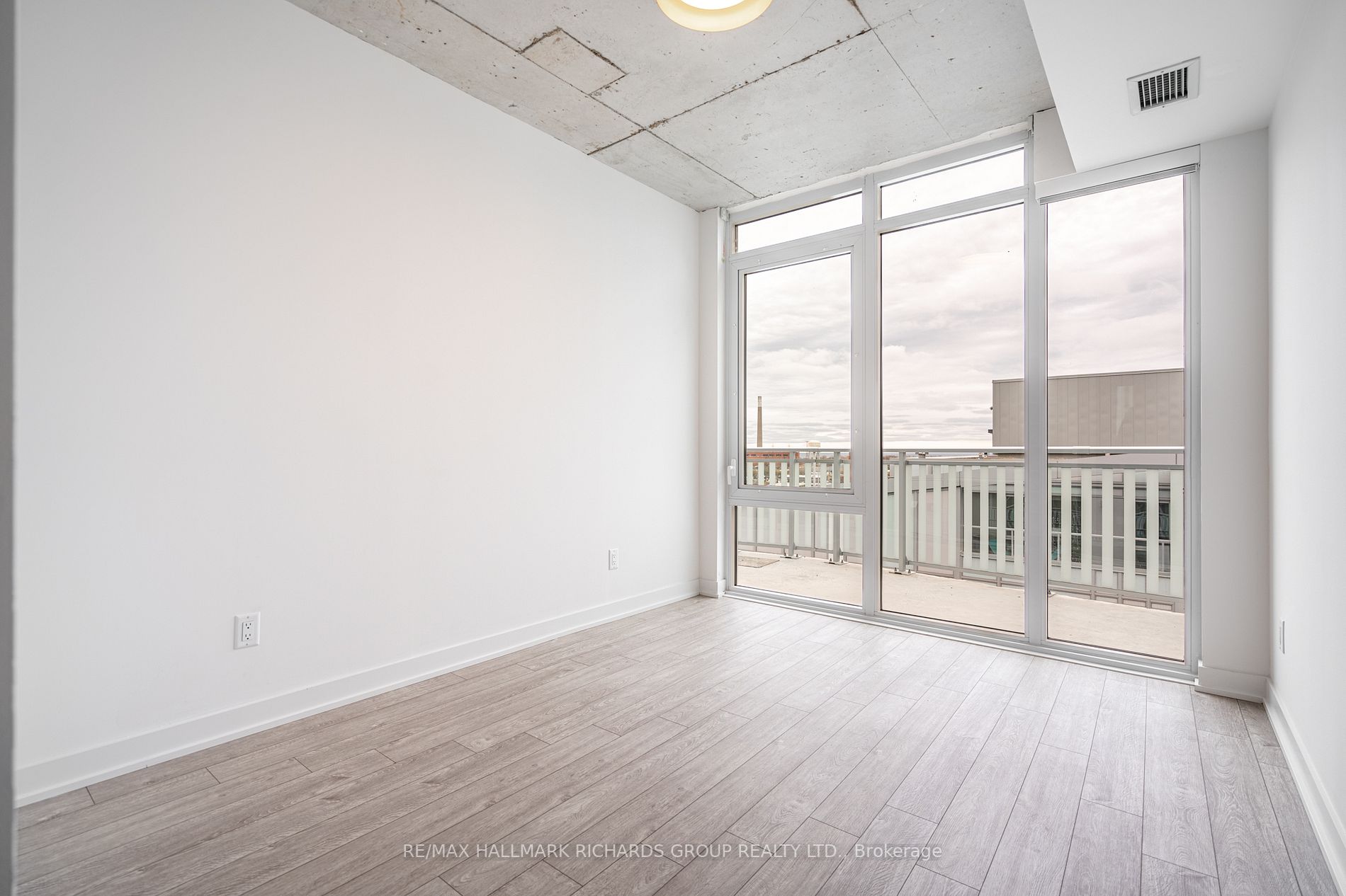 45 Baseball Pl, #1408