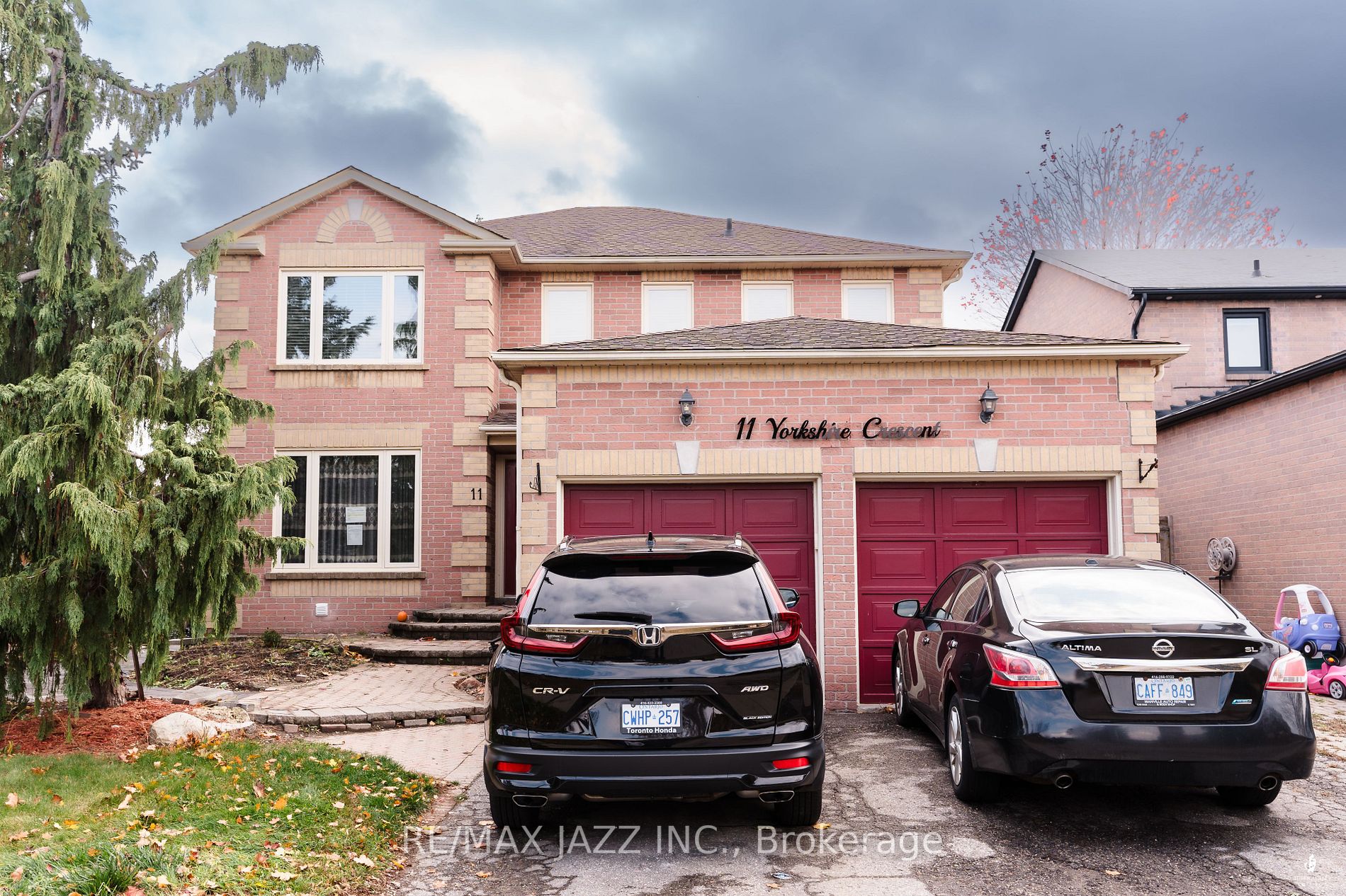 11 Yorkshire Cres