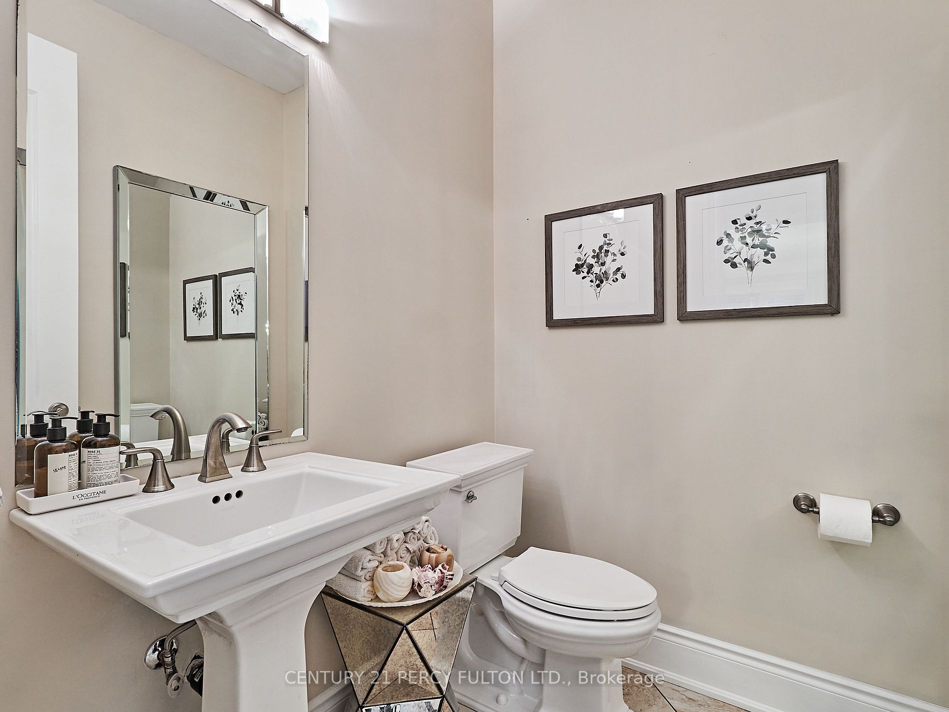 823 Wingarden Cres
