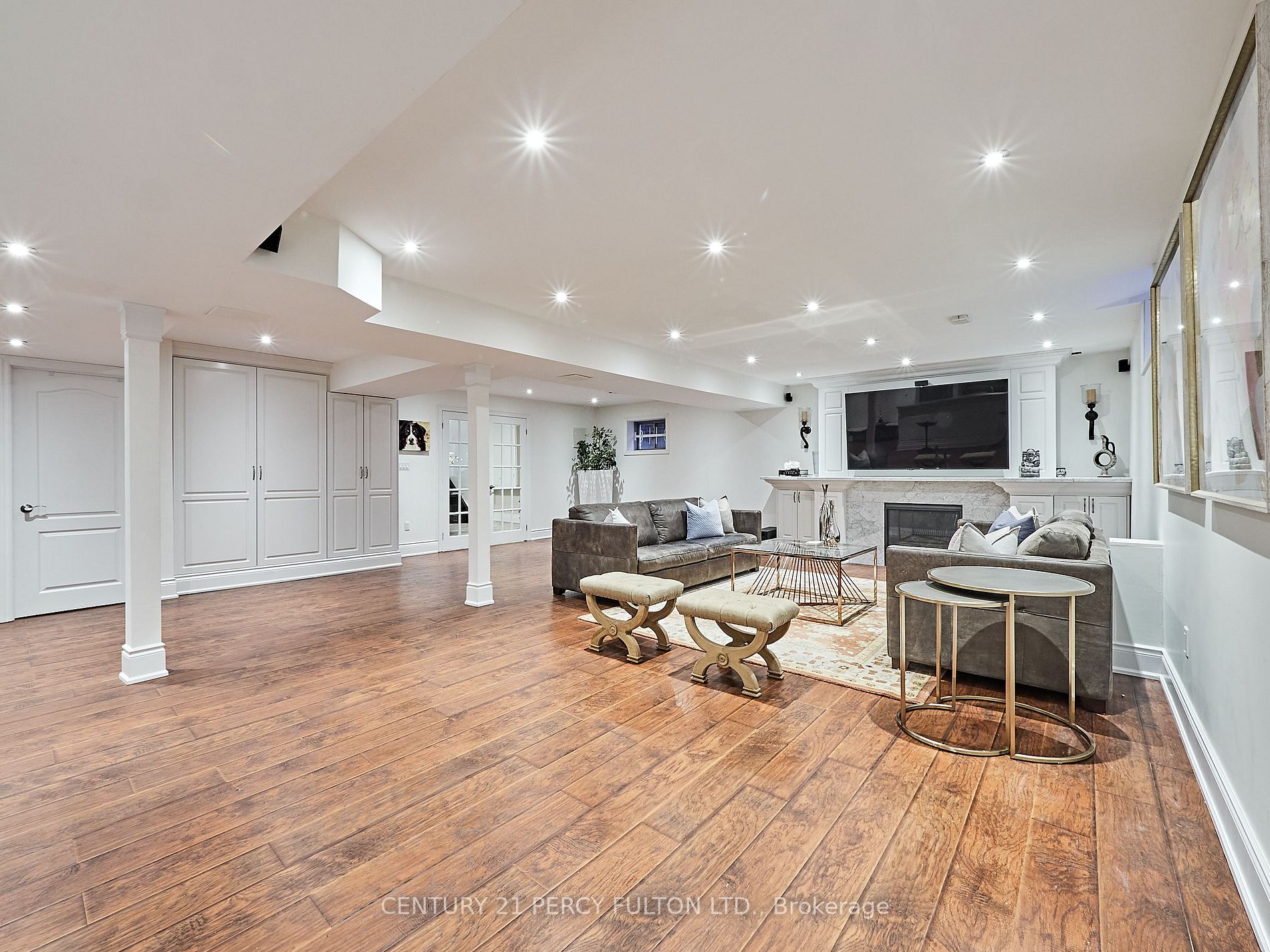 823 Wingarden Cres