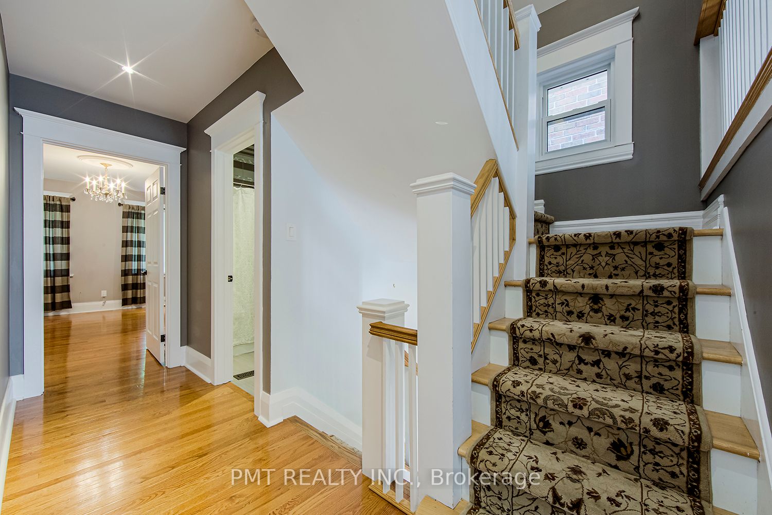 74 Millbrook Cres