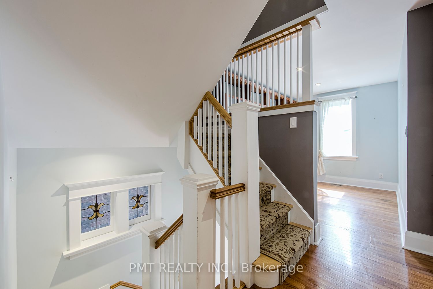 74 Millbrook Cres