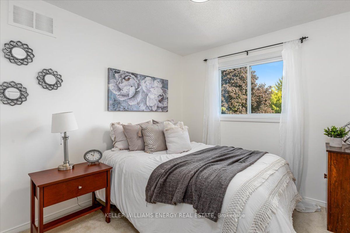 1507 Reesor Crt