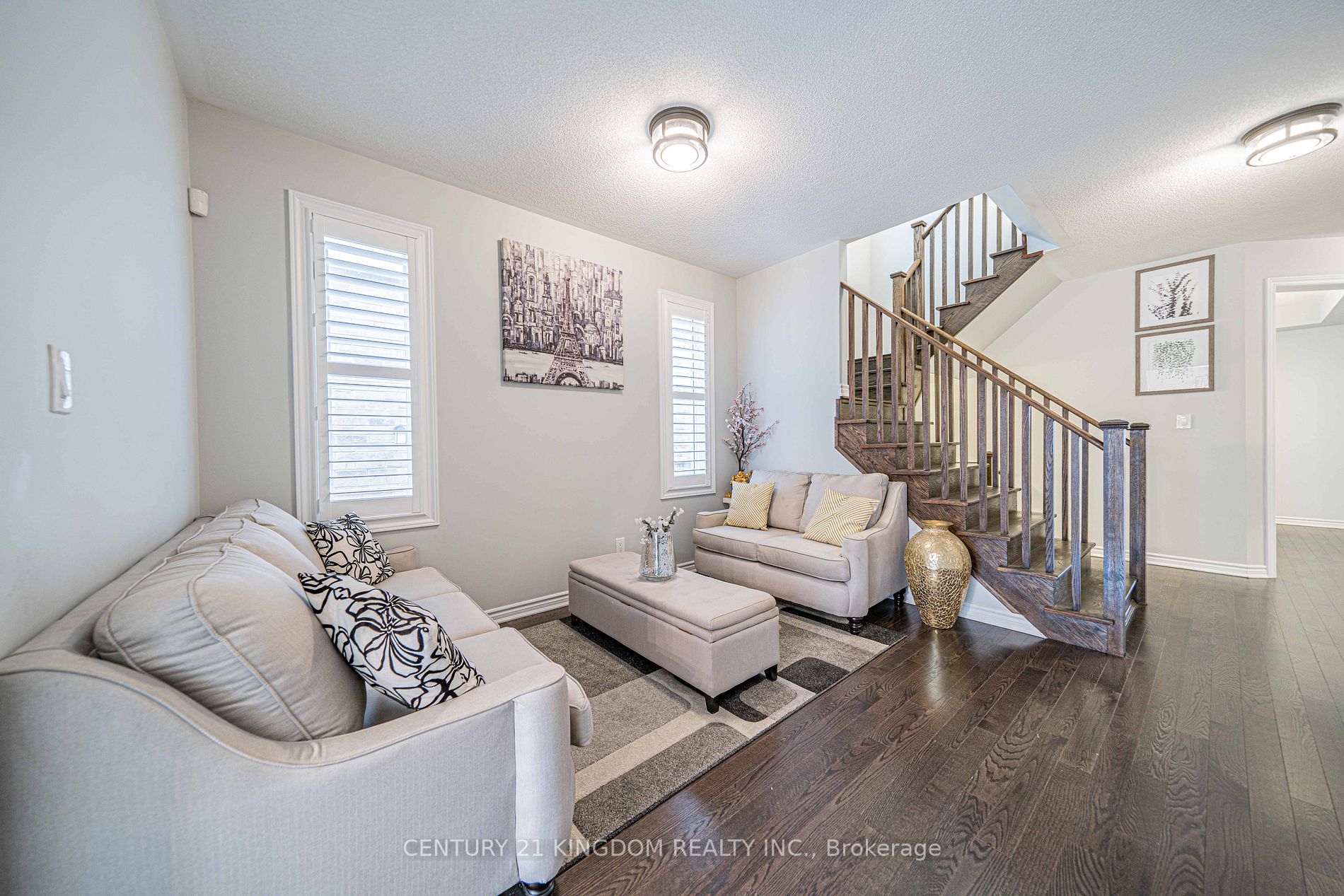 2142 Saffron Dr
