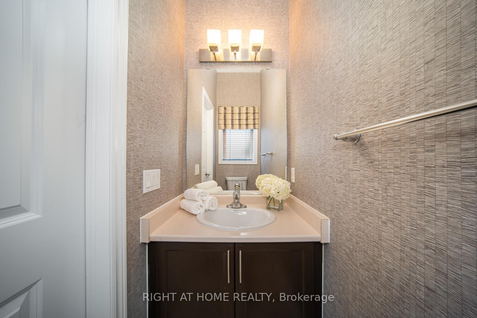 11 Kersey Cres