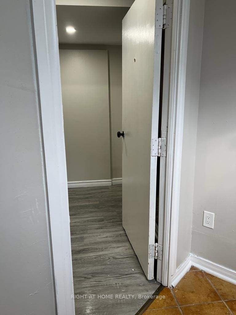 328 Malaga Rd
