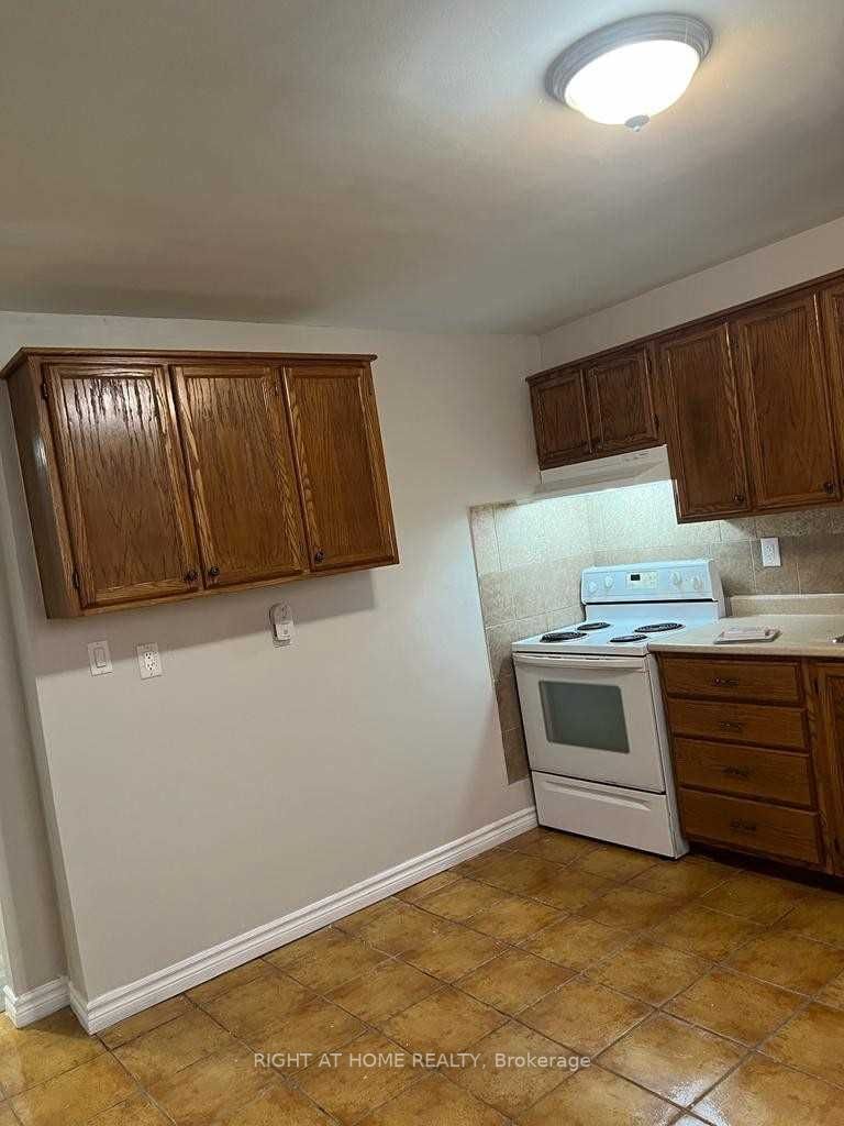 328 Malaga Rd