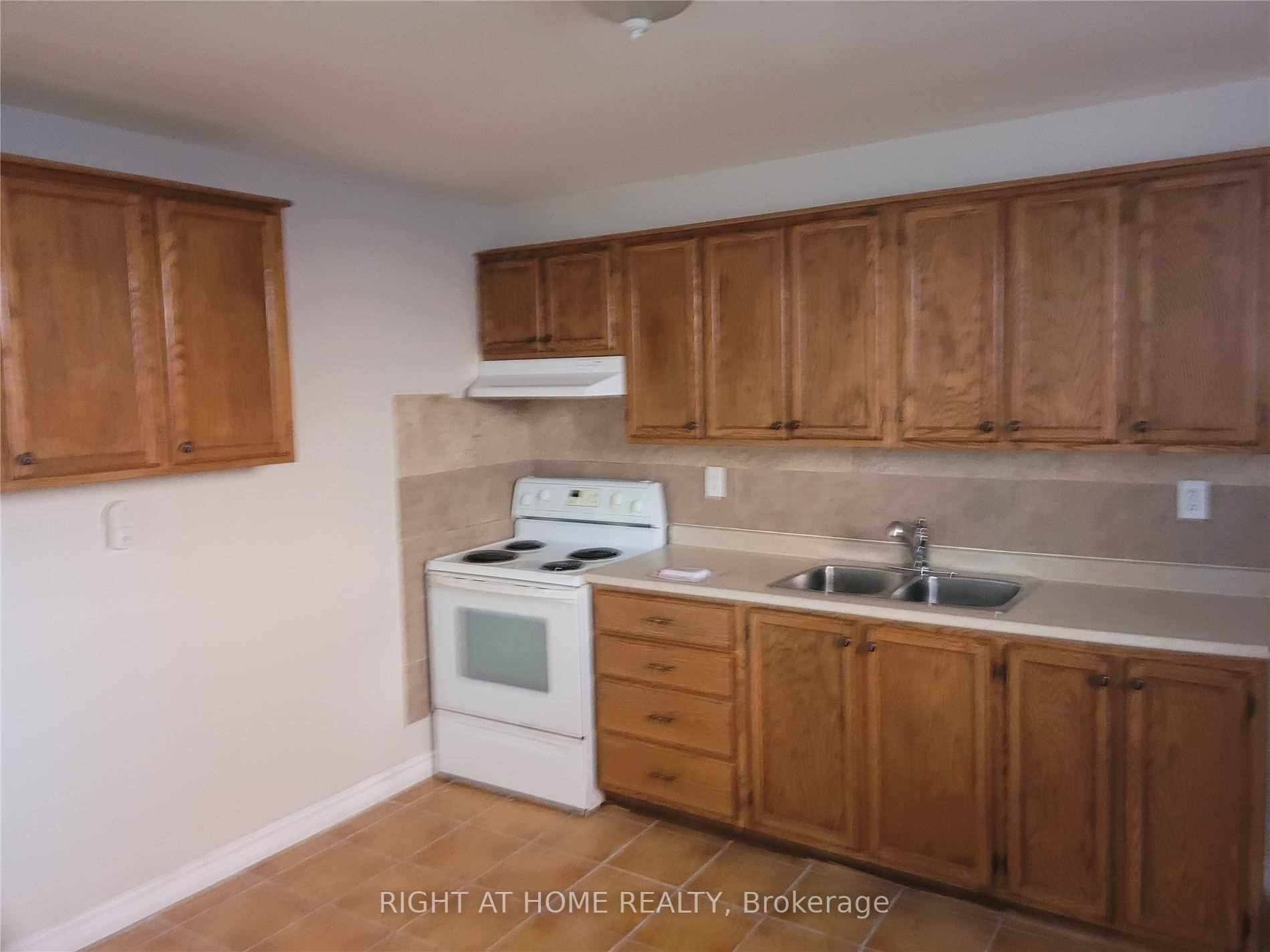 328 Malaga Rd