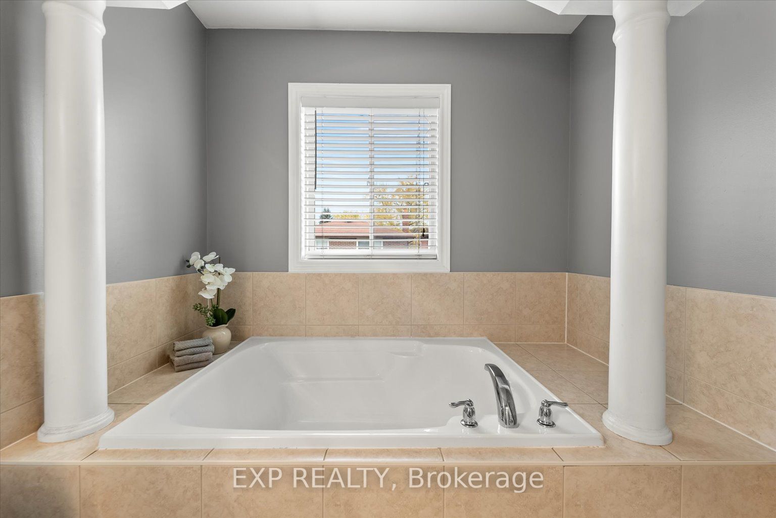 10A Pickford Rd