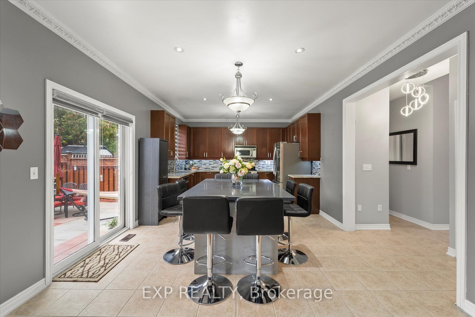 10A Pickford Rd