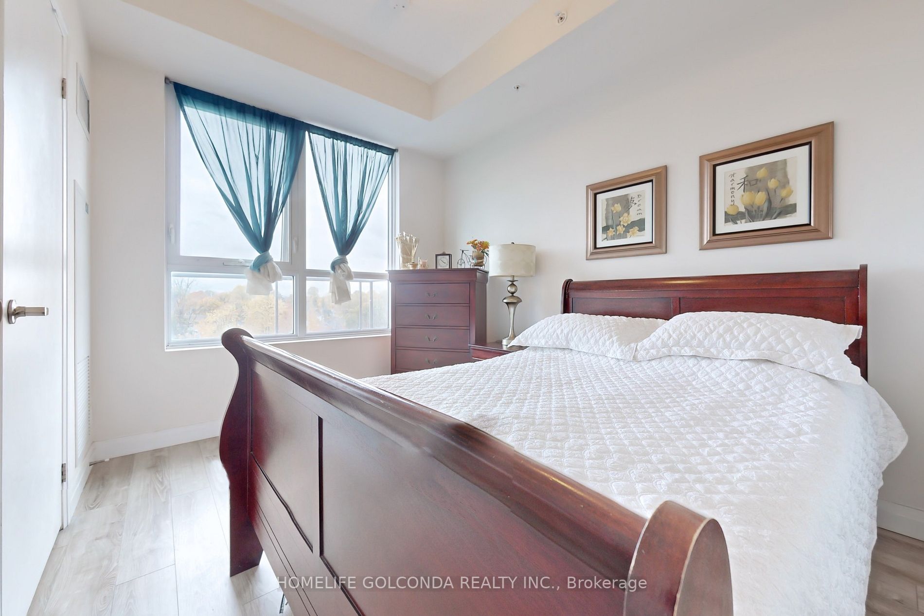 22 East Haven Dr E, #728